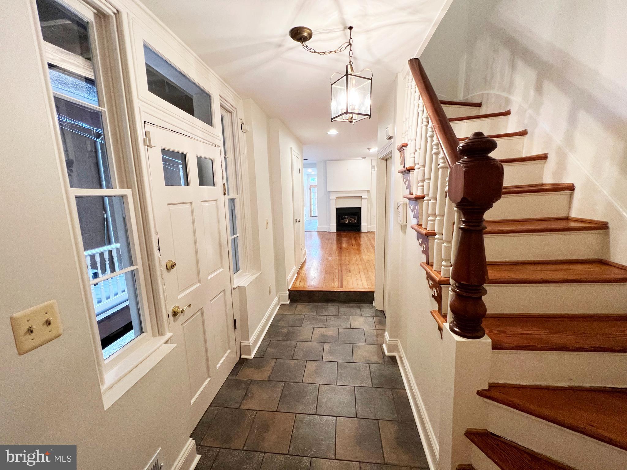 FEDERAL HILL HISTORIC DISTRICT - Residential Lease