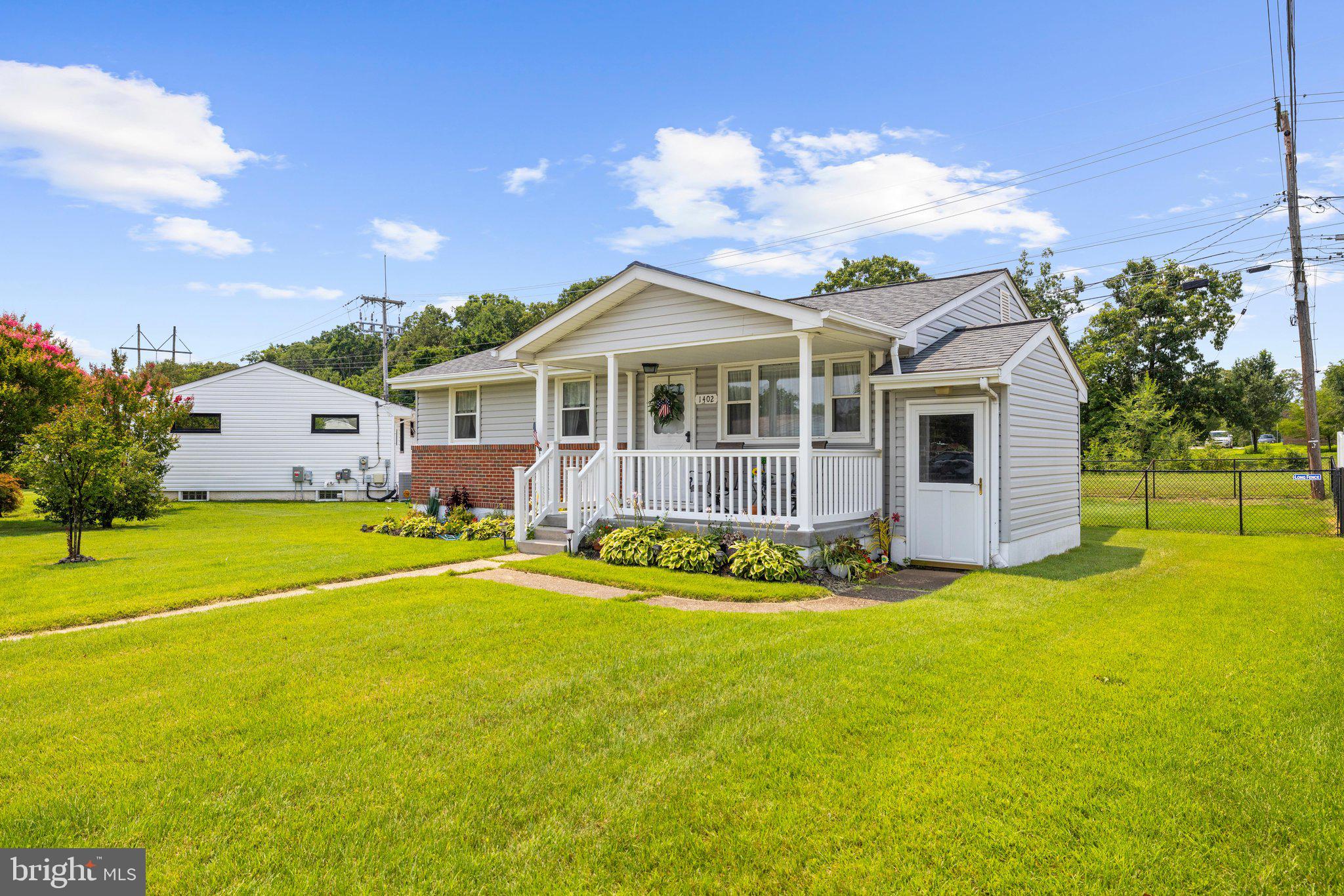 1402 SCANLAN DRIVE