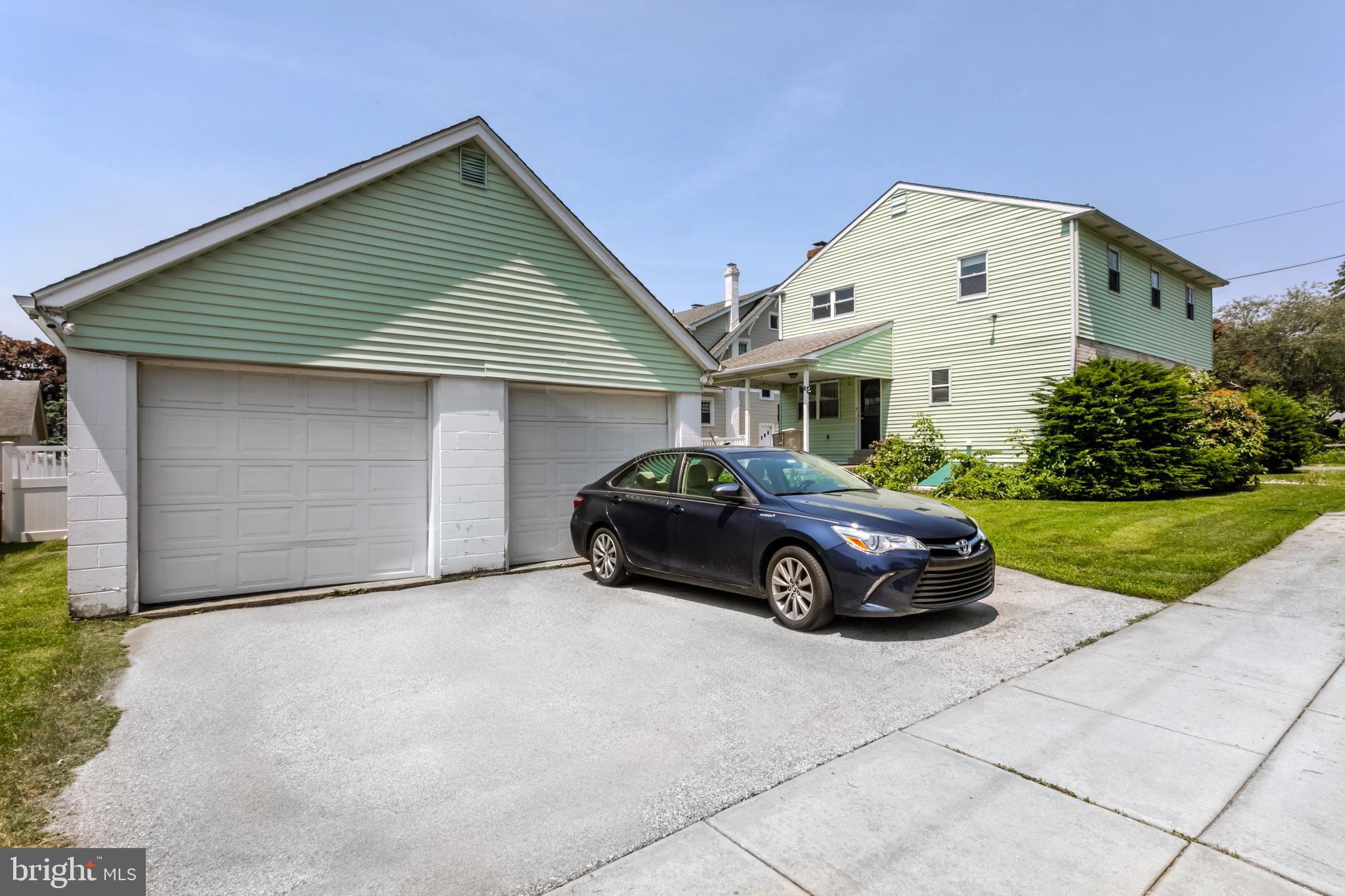 BROOKLINE - Residential