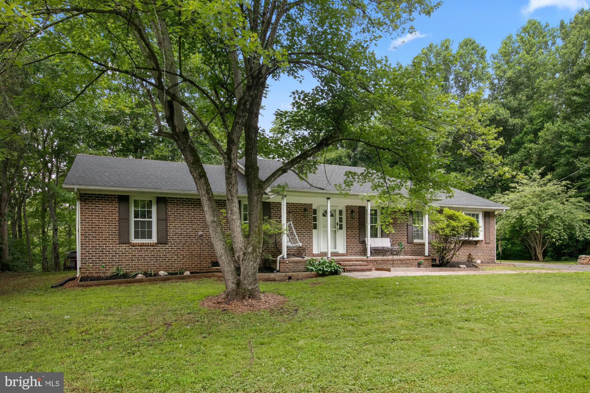 6716 RIVER ROAD