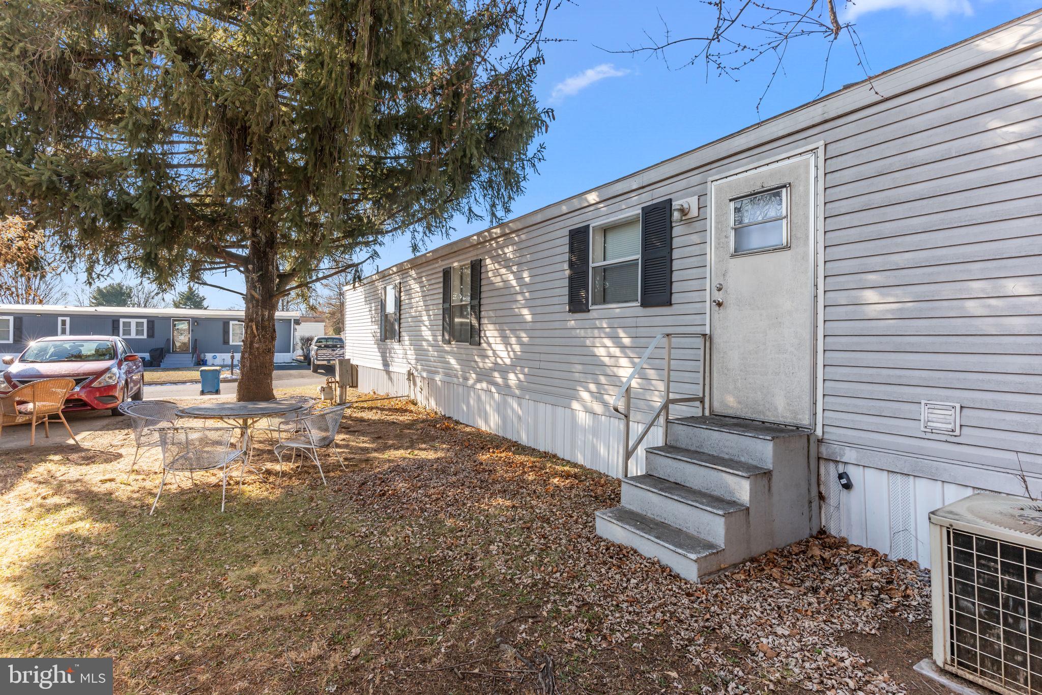 PENNWOOD CROSSING - Residential