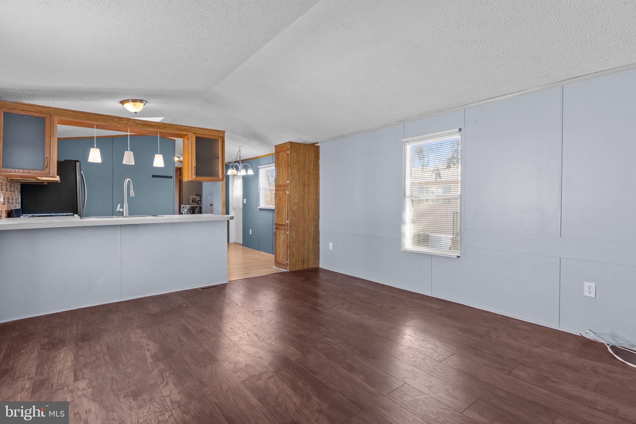 PENNWOOD CROSSING - Residential