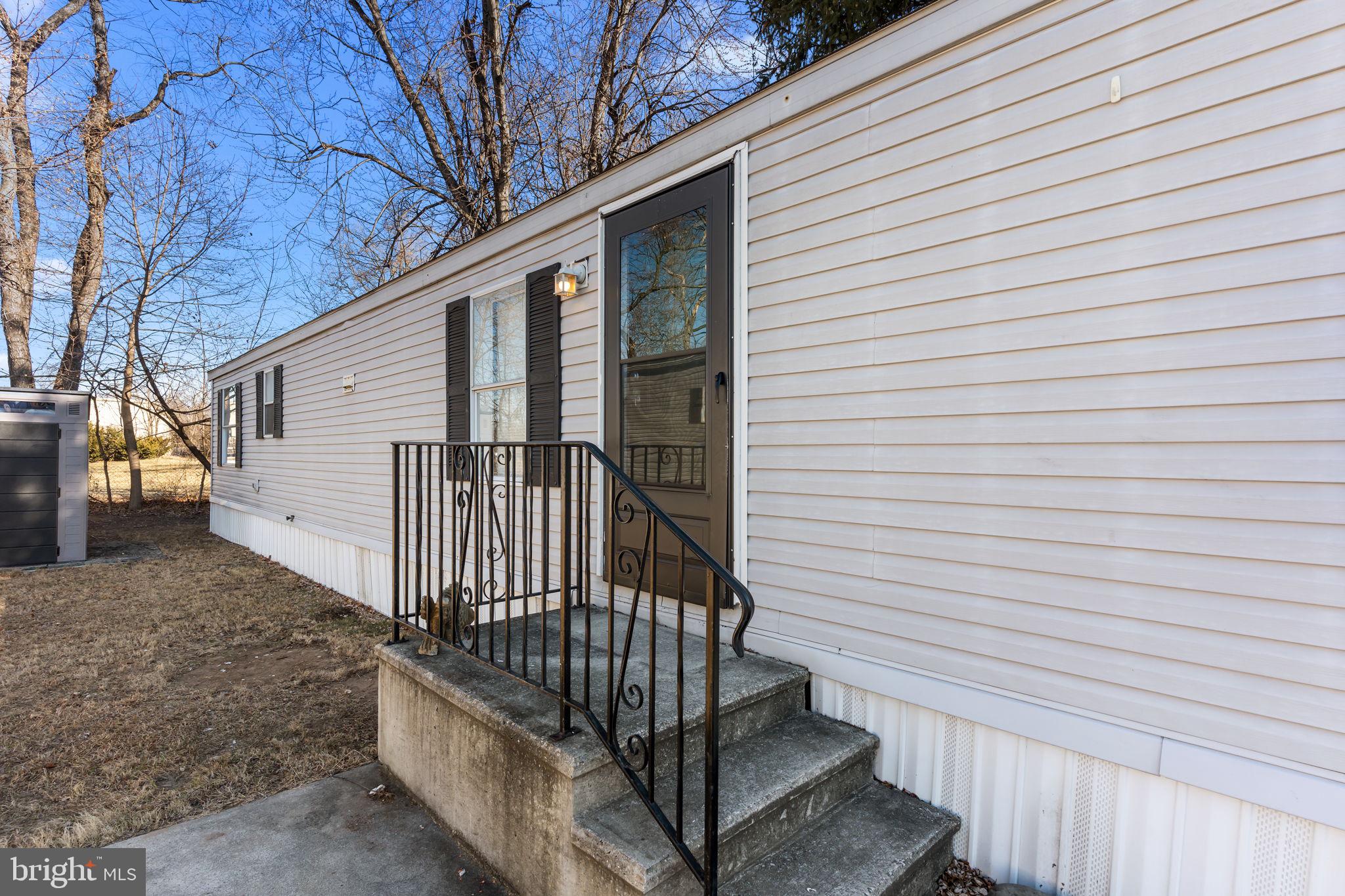 PENNWOOD CROSSING - Residential