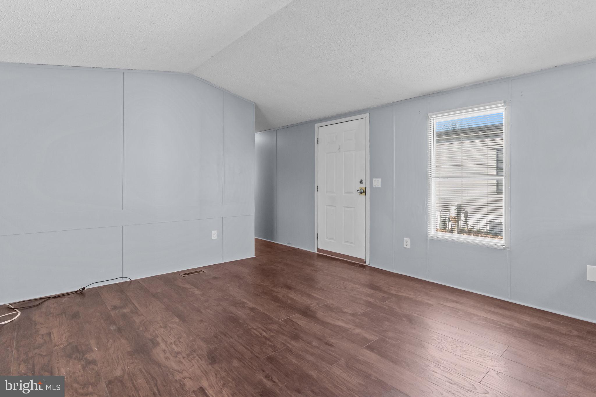 PENNWOOD CROSSING - Residential