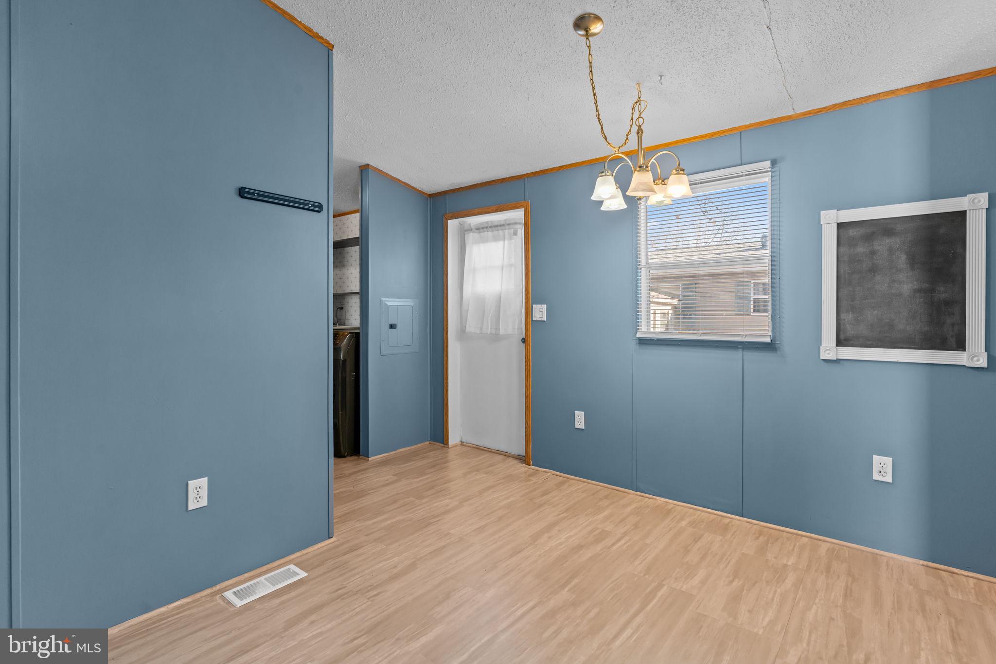 PENNWOOD CROSSING - Residential