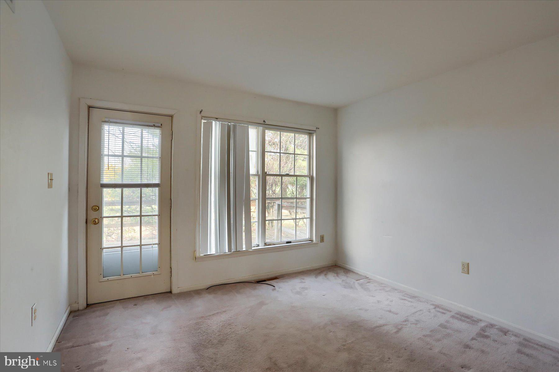 BLUE MEADOW FARMS - Residential