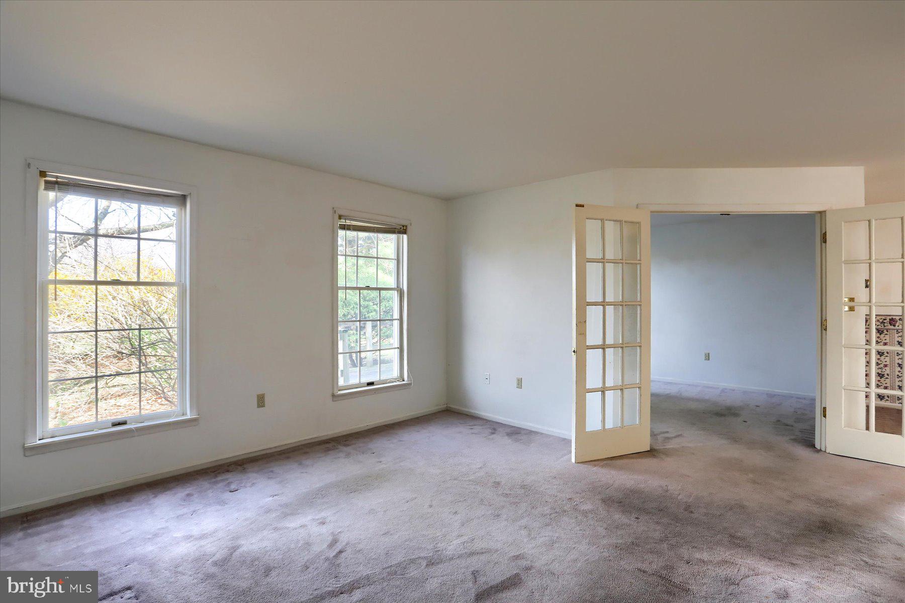 BLUE MEADOW FARMS - Residential