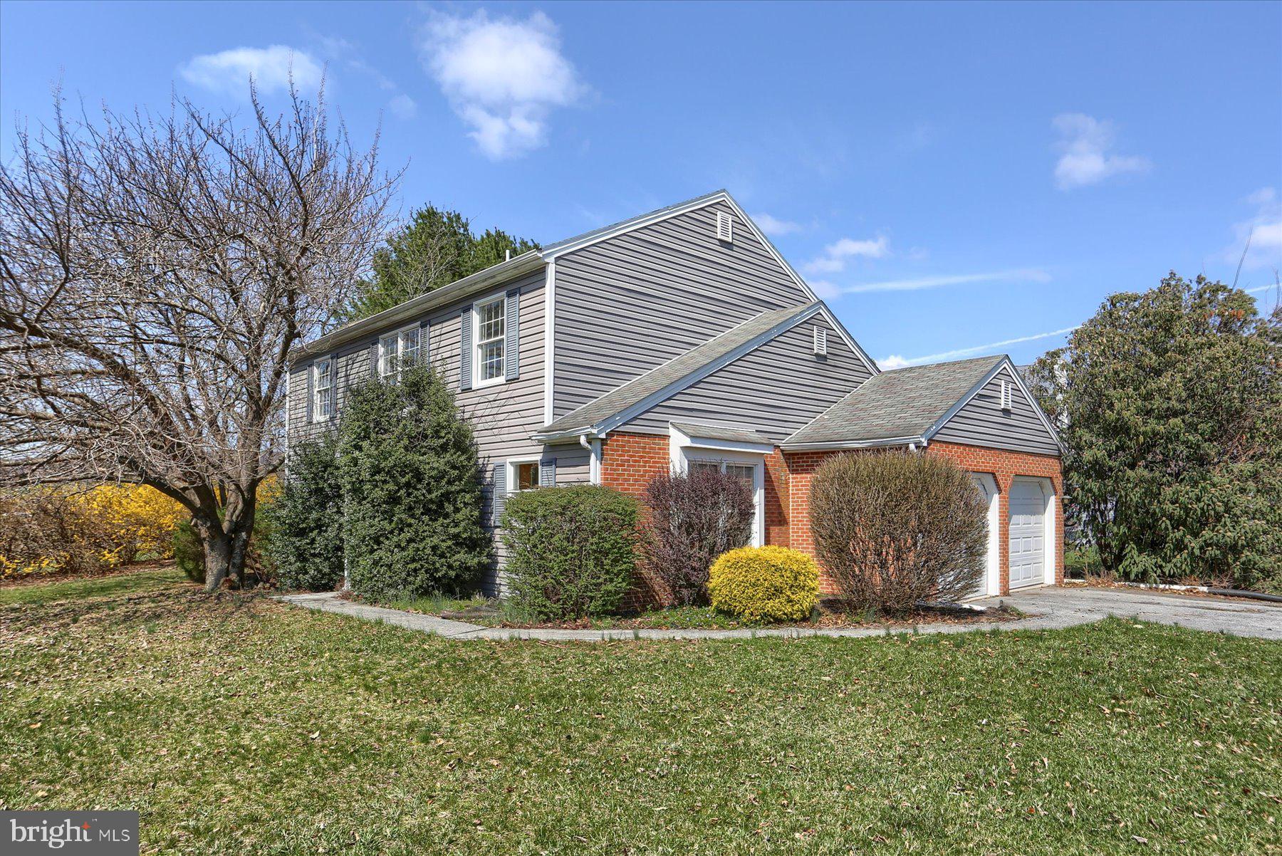 BLUE MEADOW FARMS - Residential