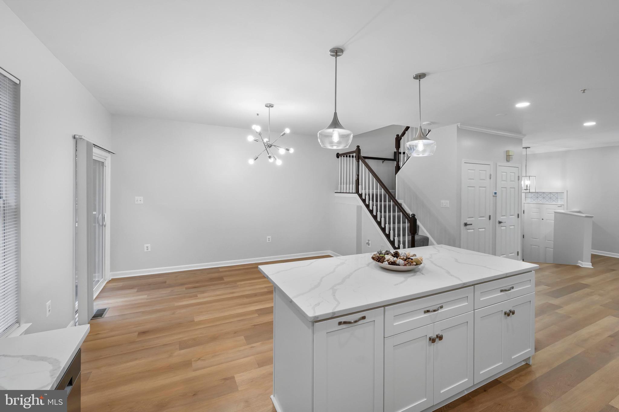 PERRYWOOD - Residential Lease