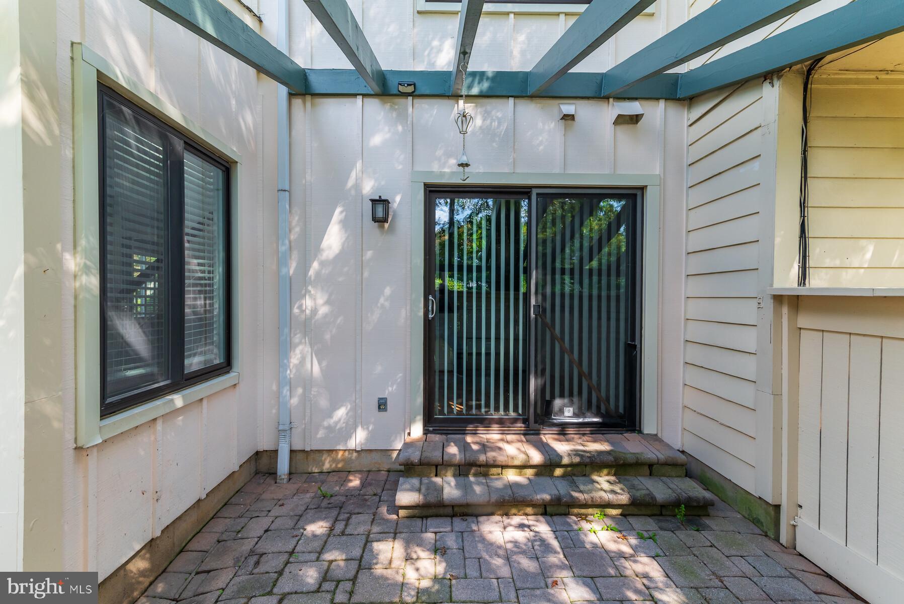 OVERLEA - Residential Lease