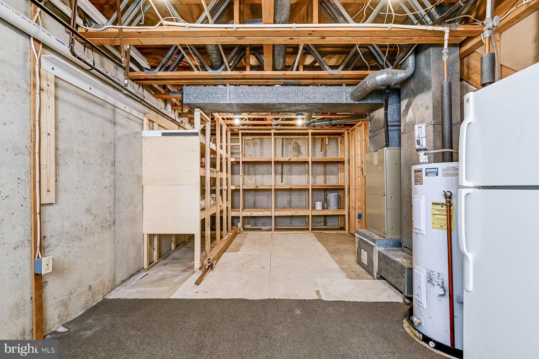 OVERLEA - Residential Lease