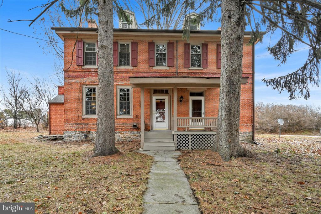 Photo of 441 S Front Street, COLUMBIA, PA 17512 (MLS # PALA2064138)