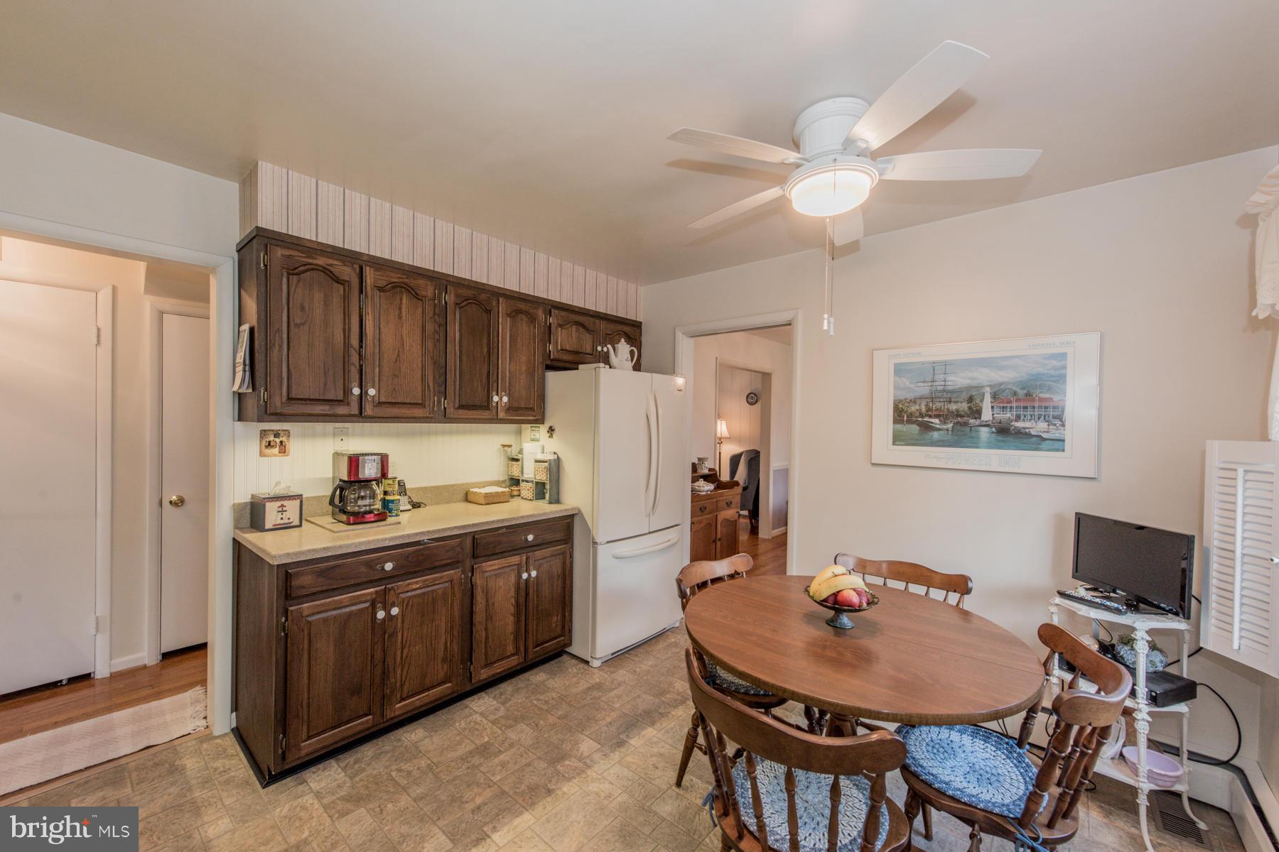 HOWARD HEIGHTS - Residential