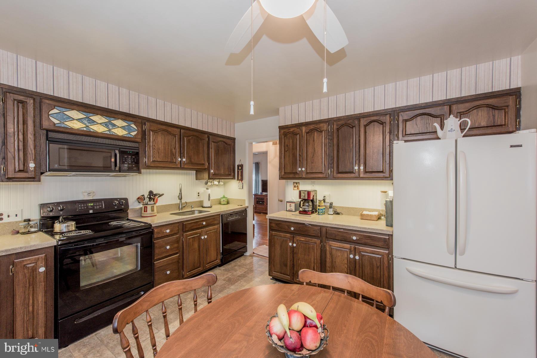 HOWARD HEIGHTS - Residential