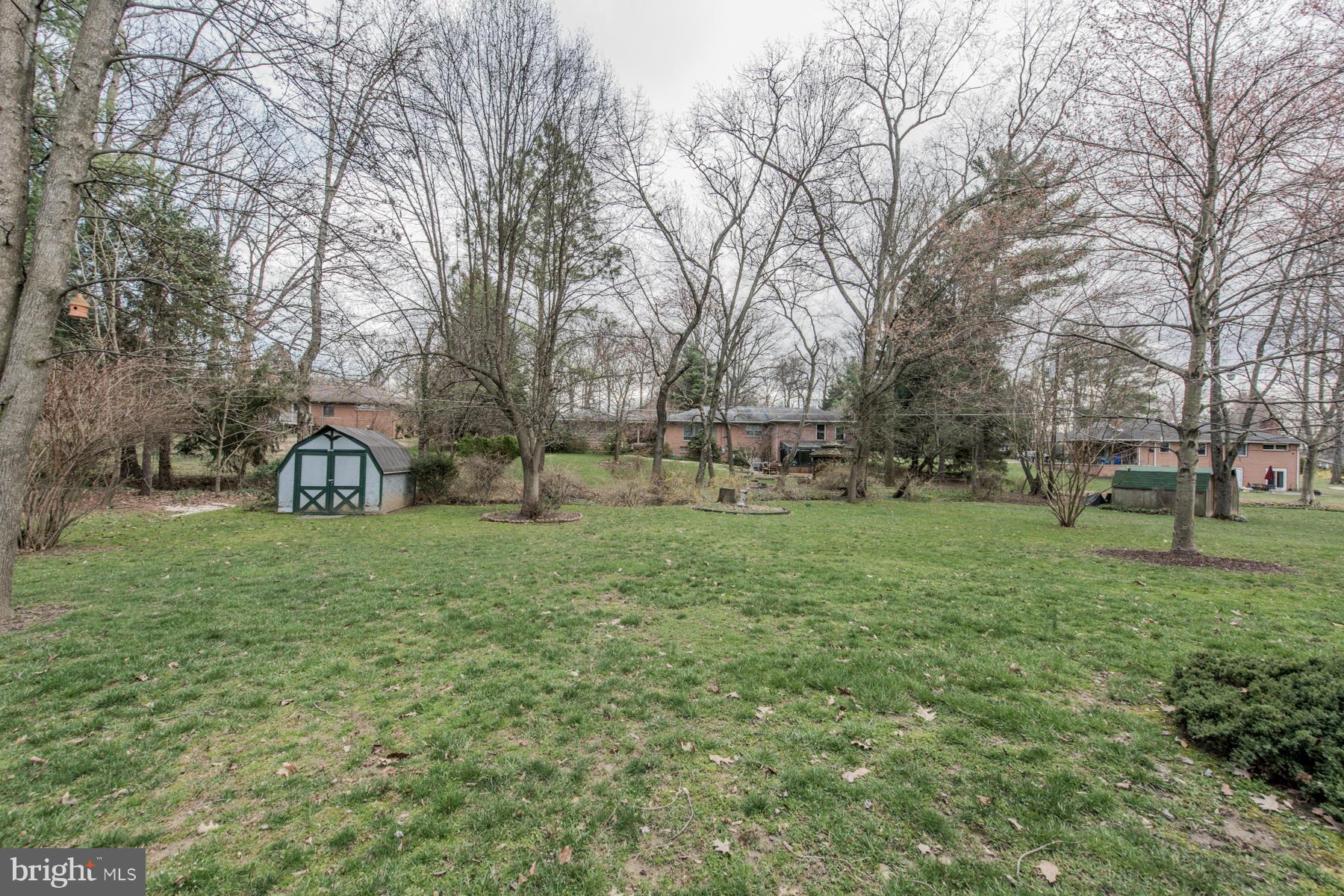 HOWARD HEIGHTS - Residential