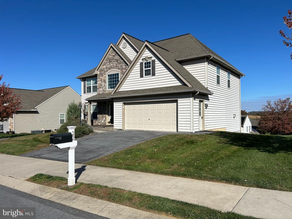 Photo of 22 Summerlyn Drive, EPHRATA, PA 17522 (MLS # PALA2078860)
