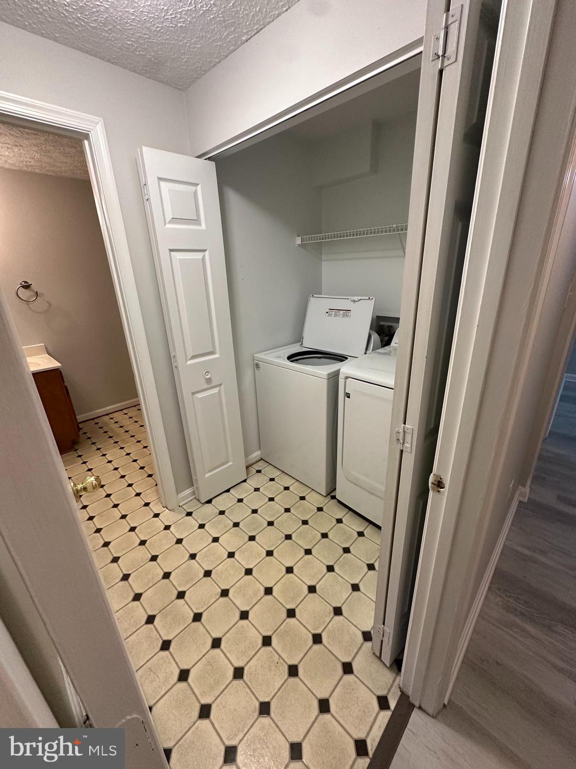 VILLAGE AT SHERANDO - Residential Lease