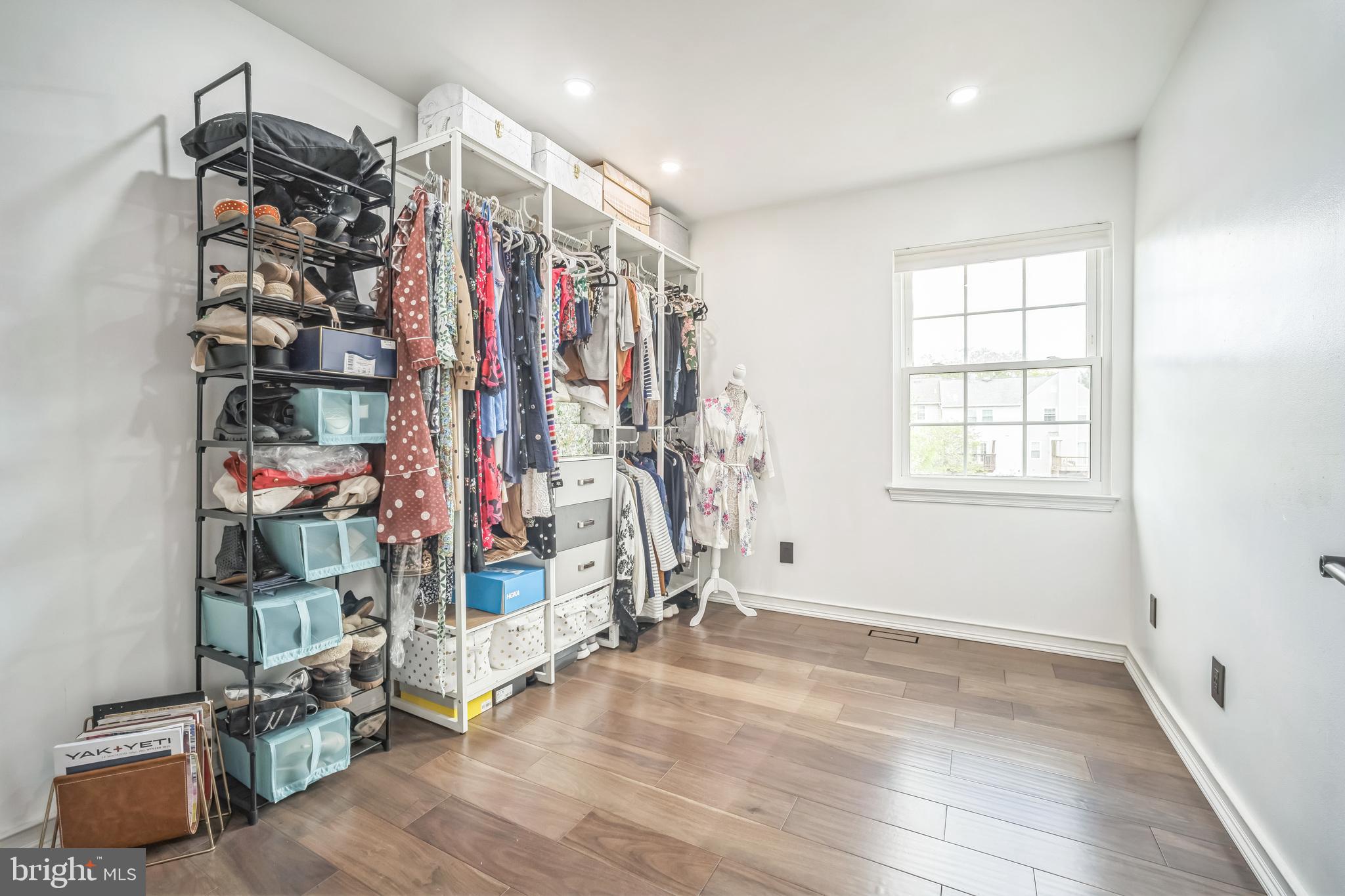 WINDING BROOK - Residential