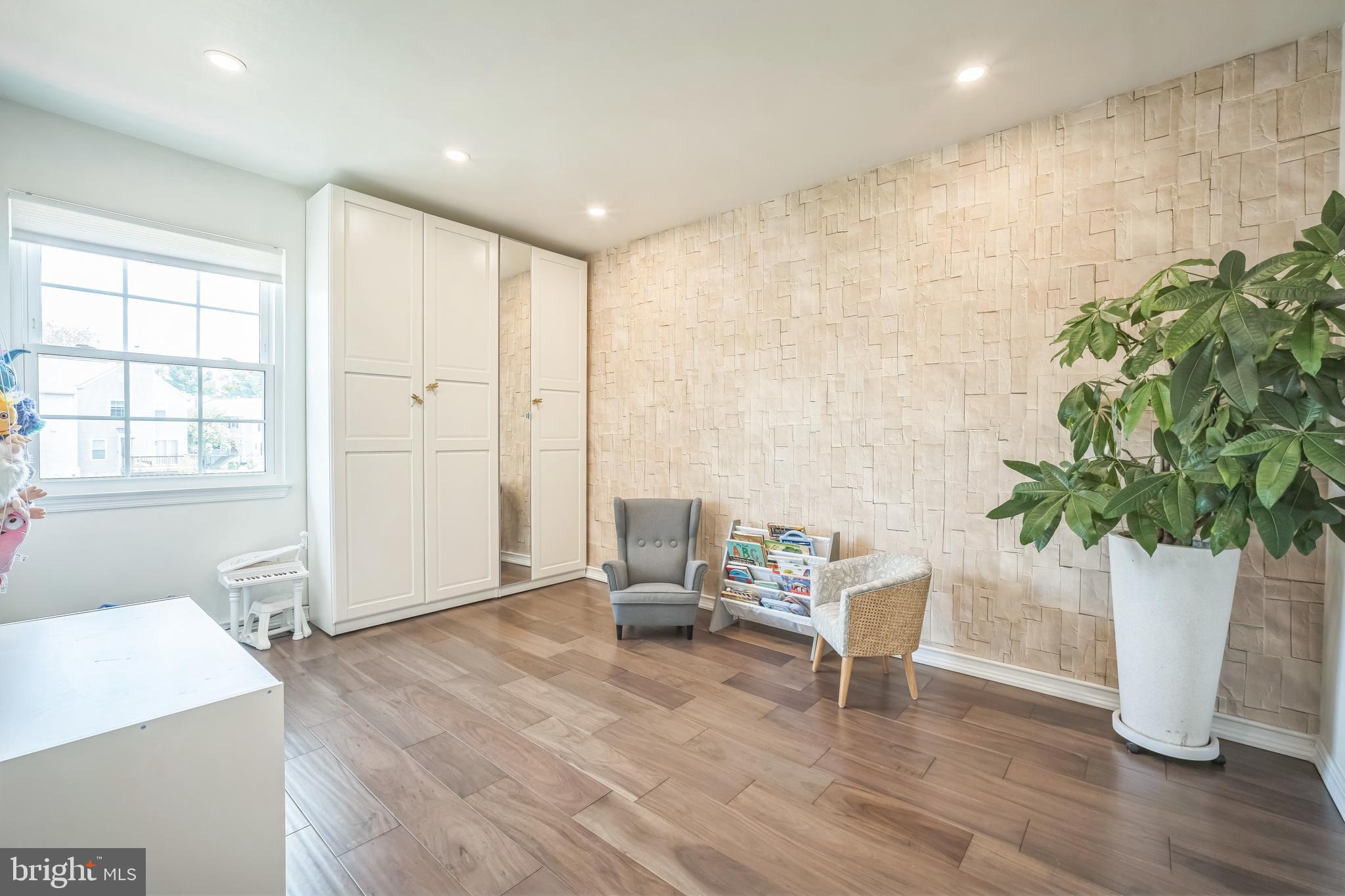 WINDING BROOK - Residential