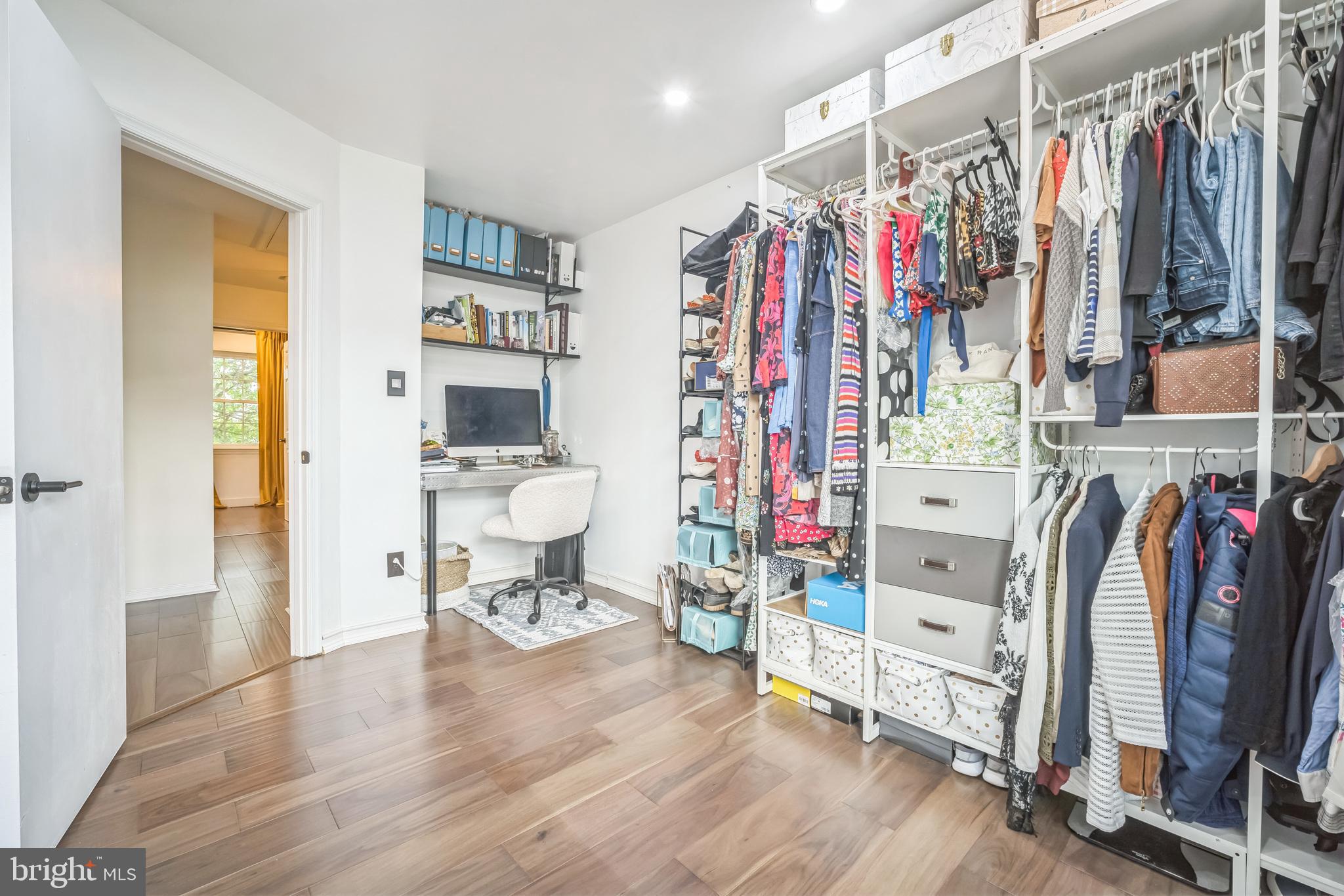 WINDING BROOK - Residential