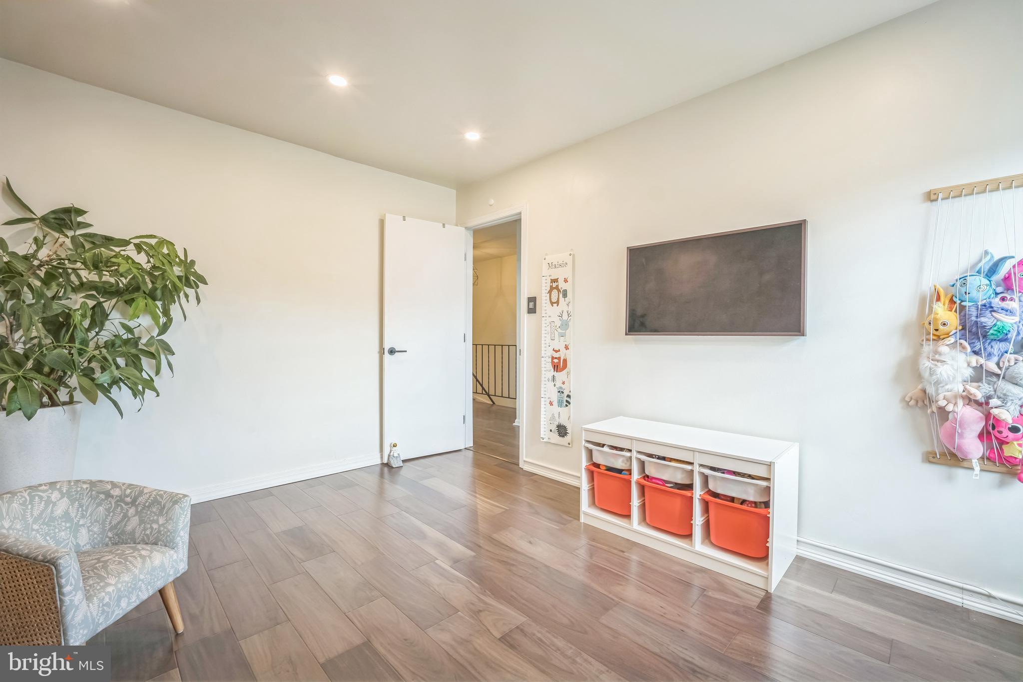 WINDING BROOK - Residential