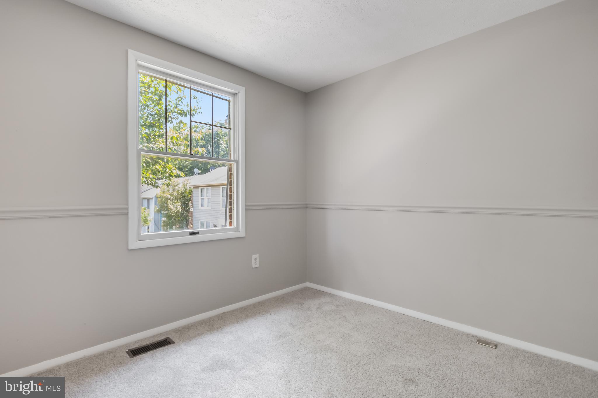 SADDLE CREEK - Residential