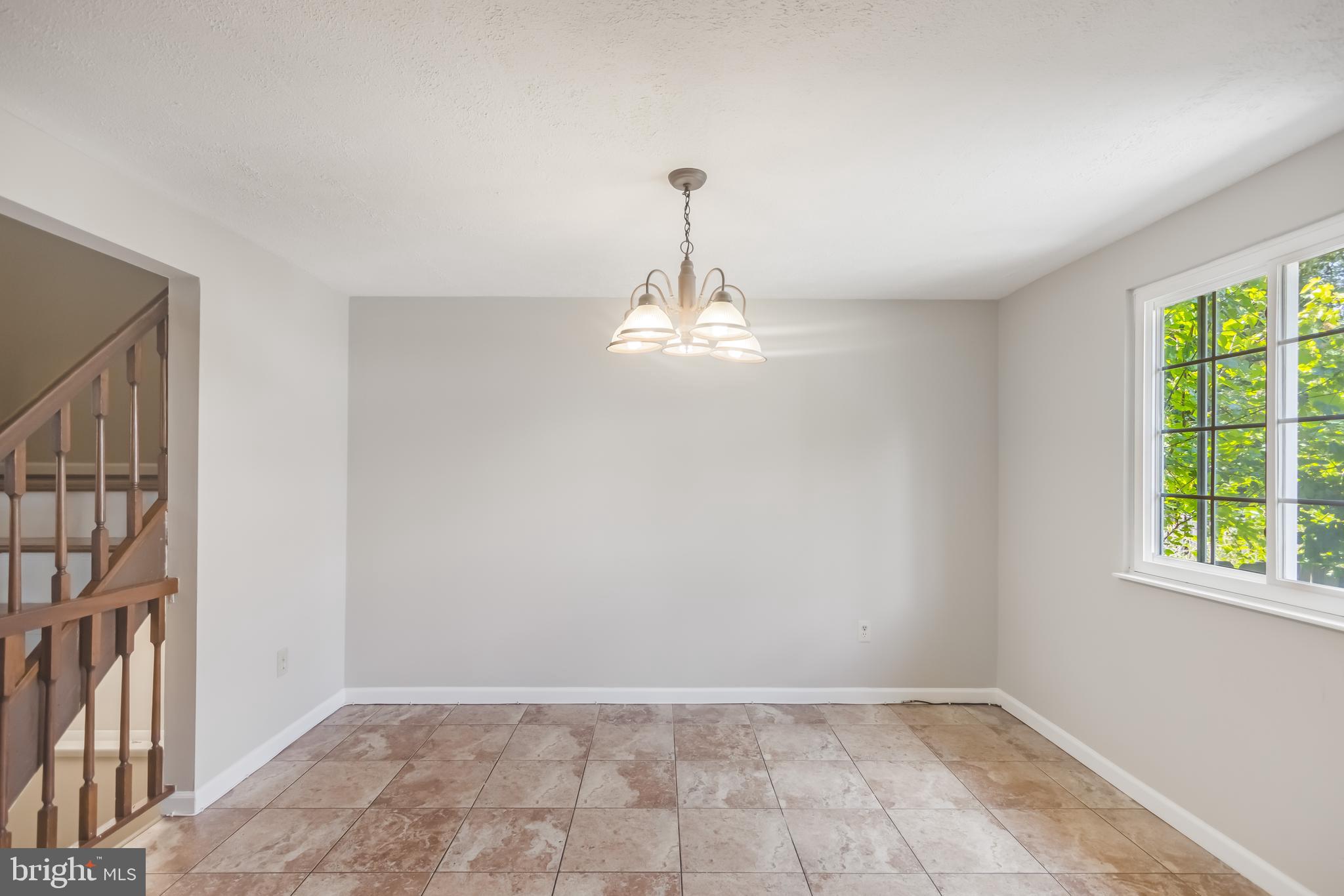 SADDLE CREEK - Residential