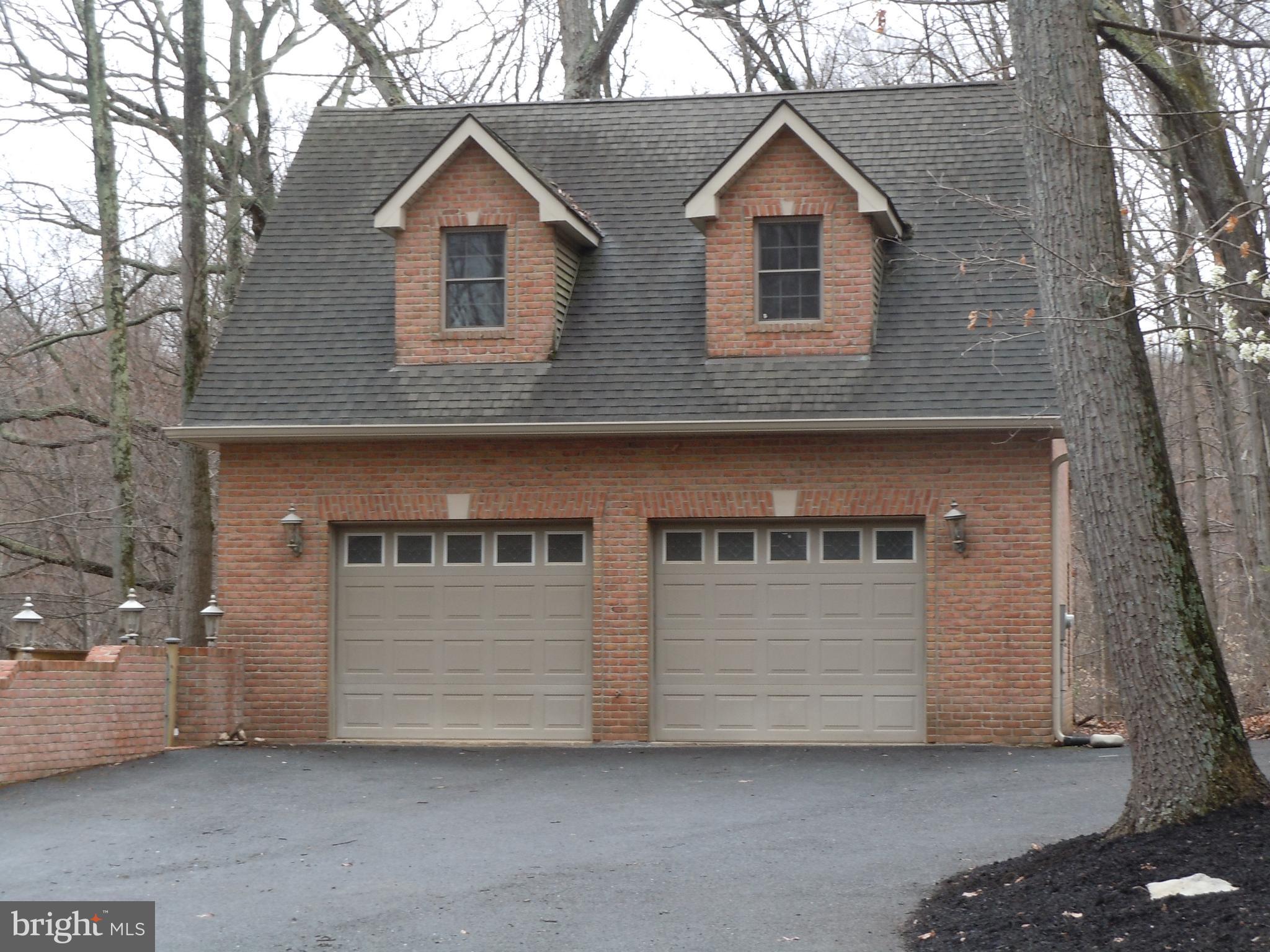 5019 OLD SWIMMING POOL ROAD