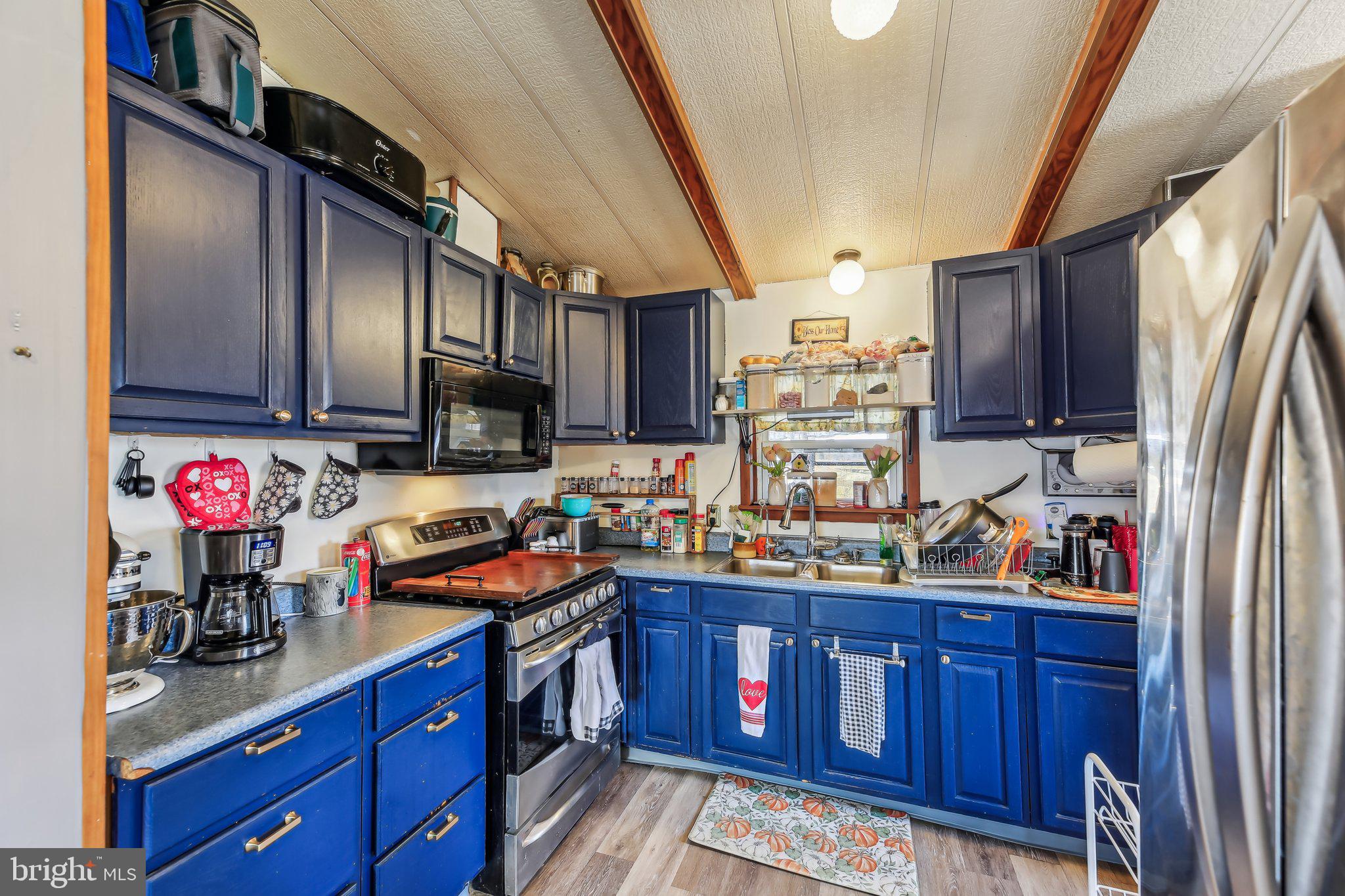 FETROW ACRES - Residential