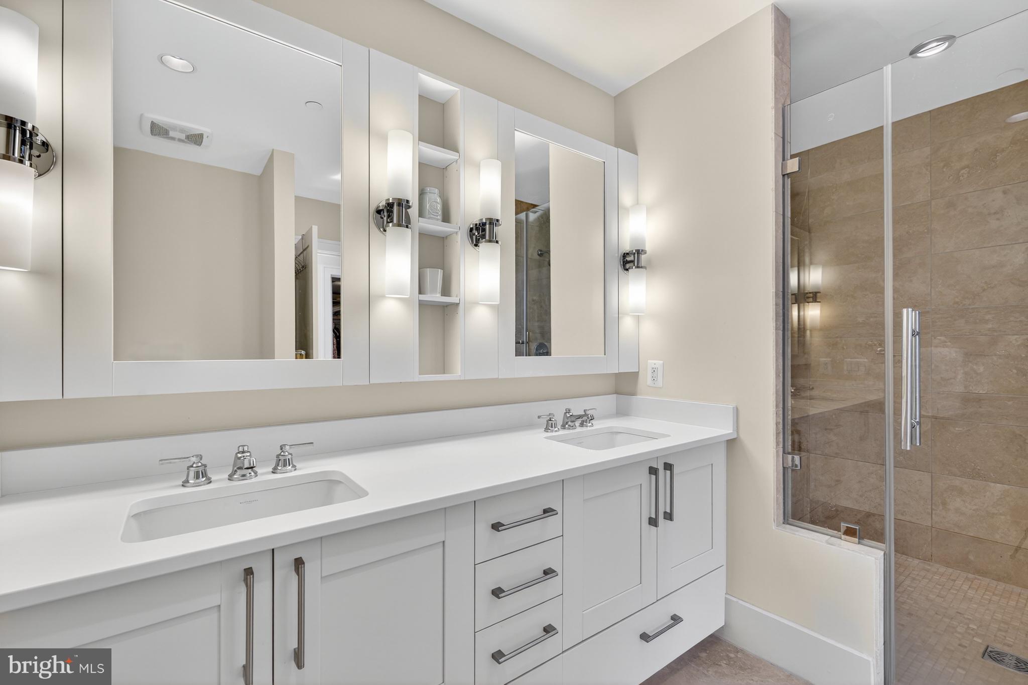 THE ORONOCO - Residential