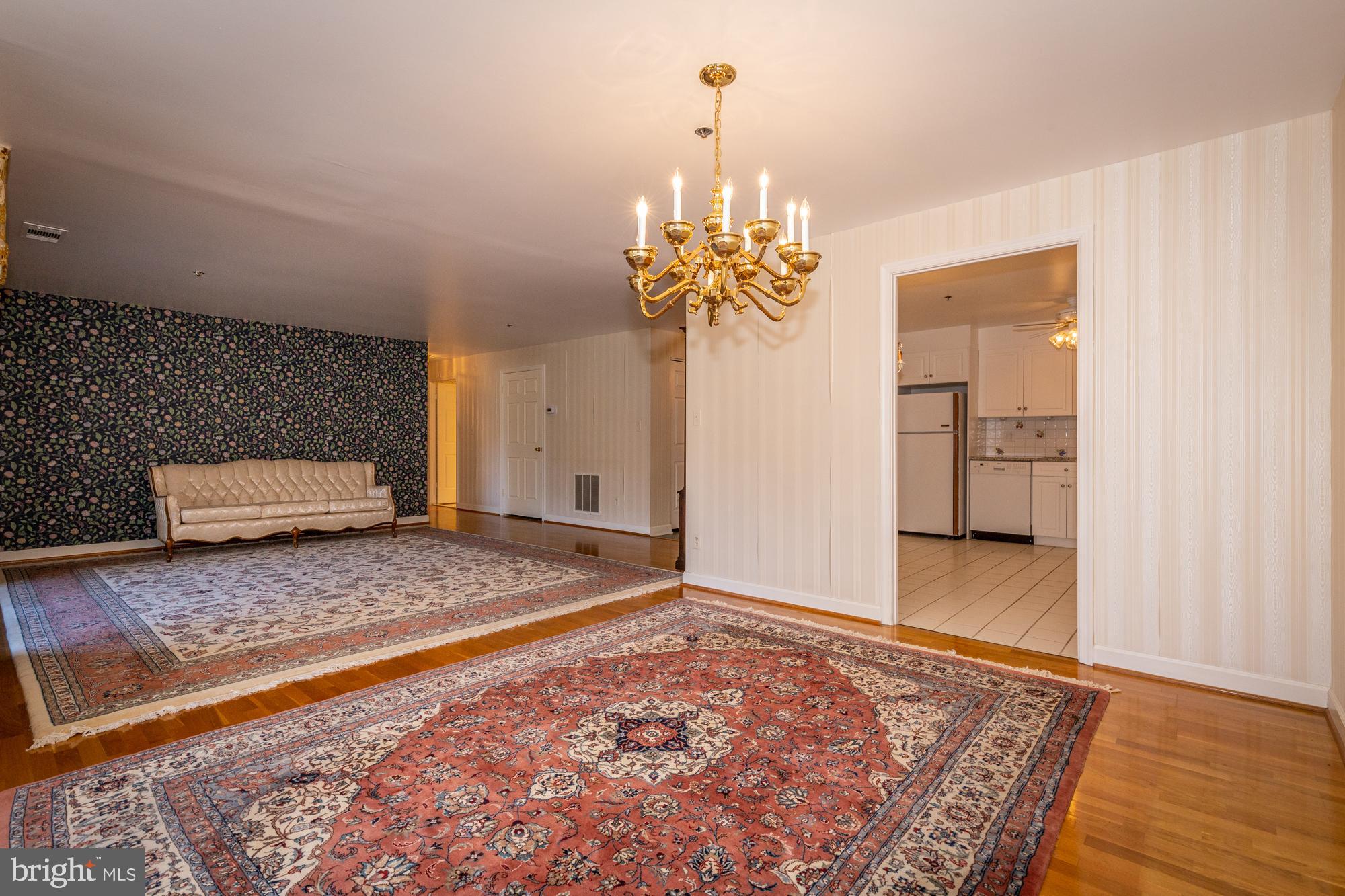 TOWSONGATE - Residential