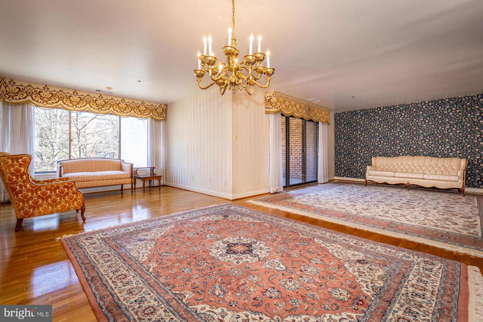 TOWSONGATE - Residential