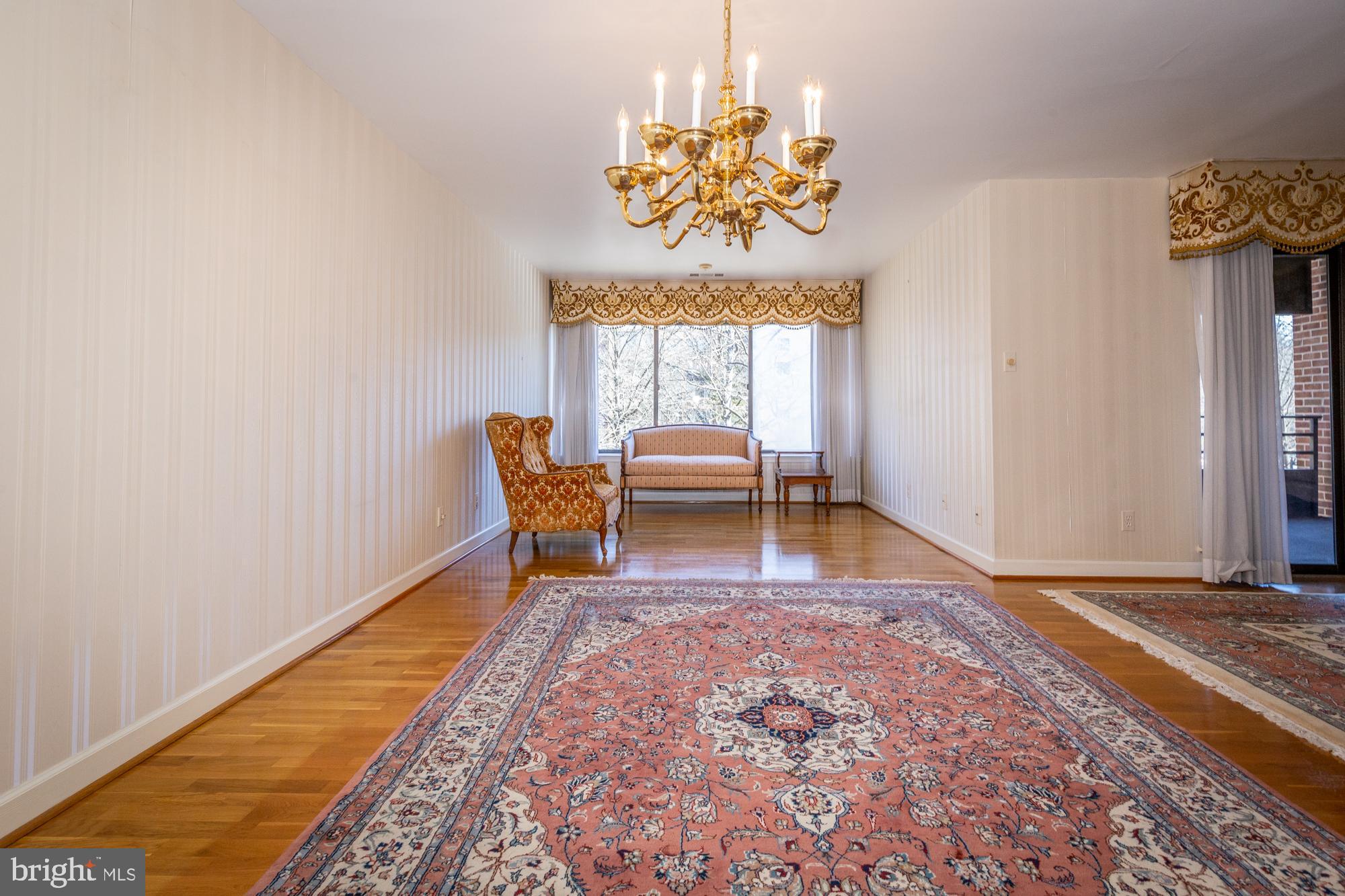 TOWSONGATE - Residential