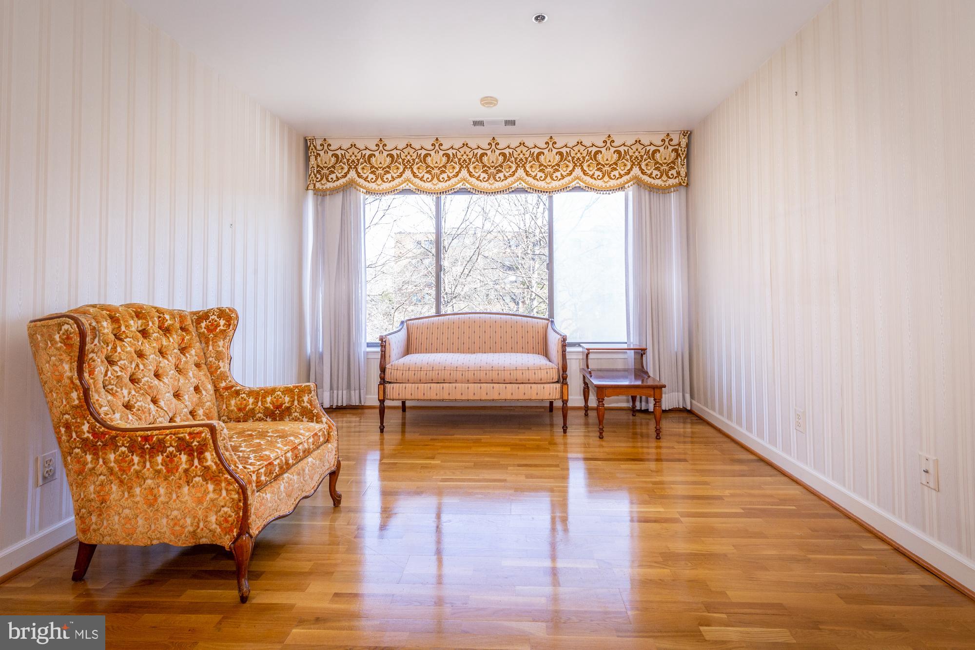 TOWSONGATE - Residential