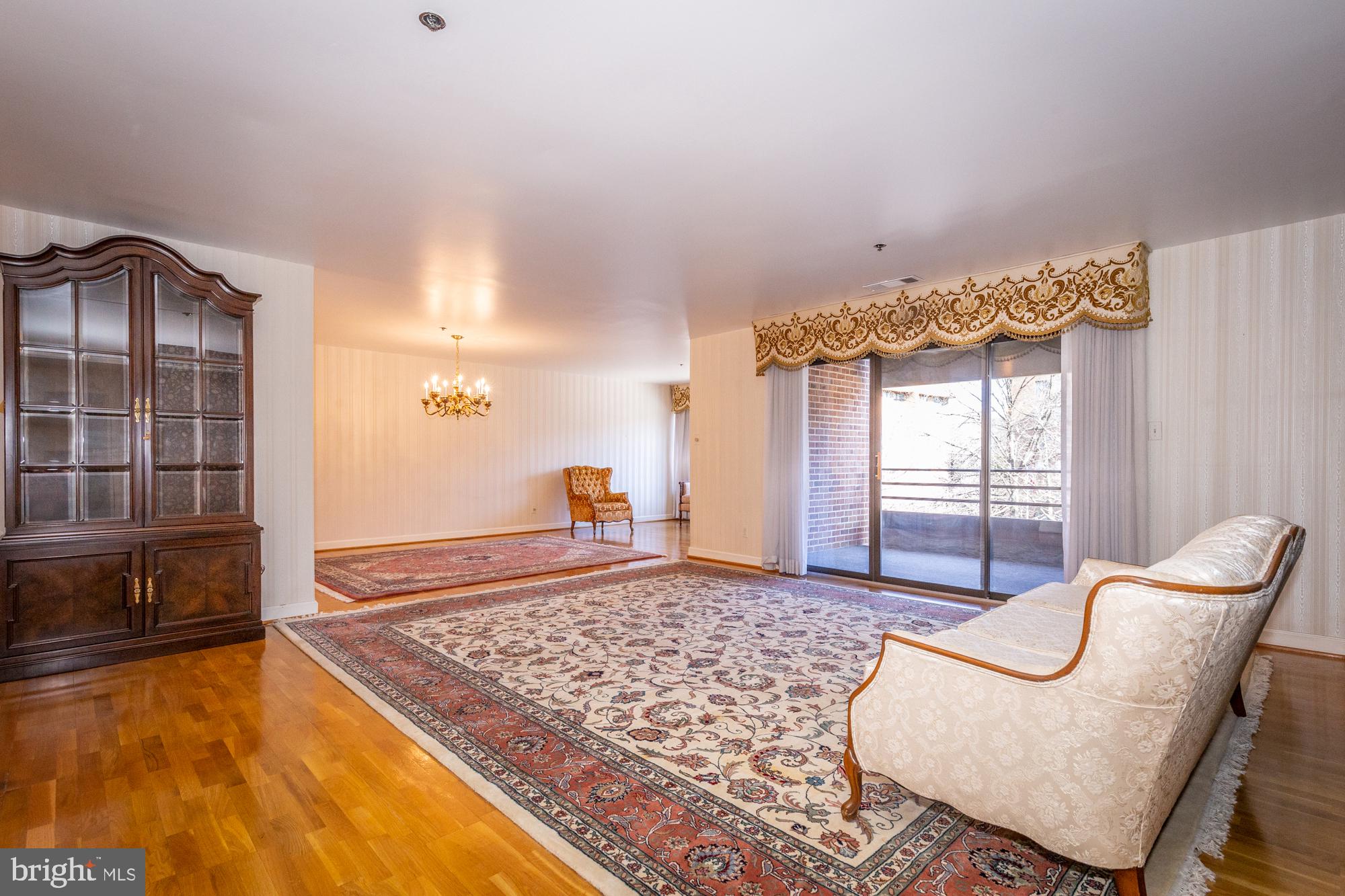 TOWSONGATE - Residential