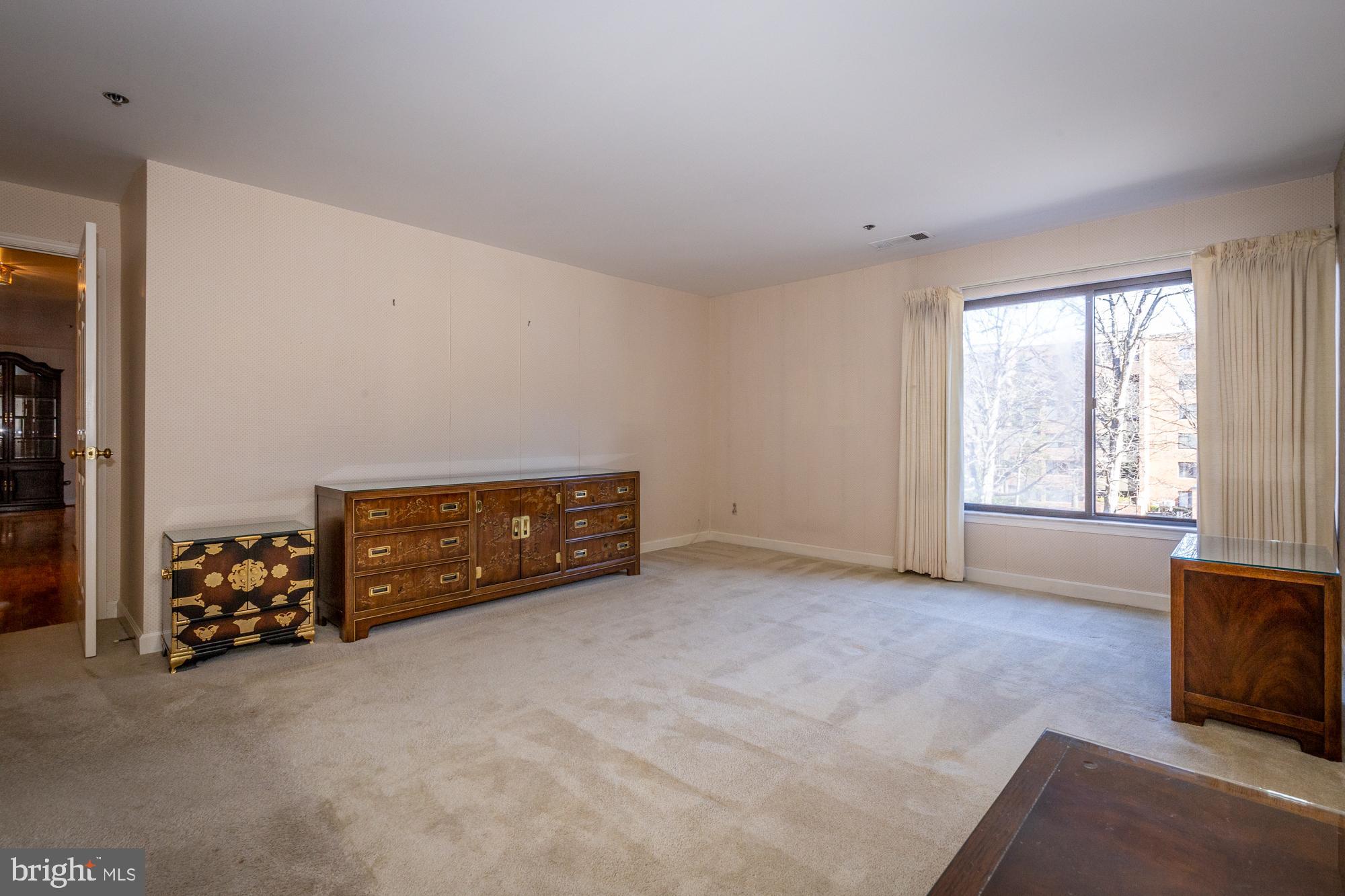 TOWSONGATE - Residential