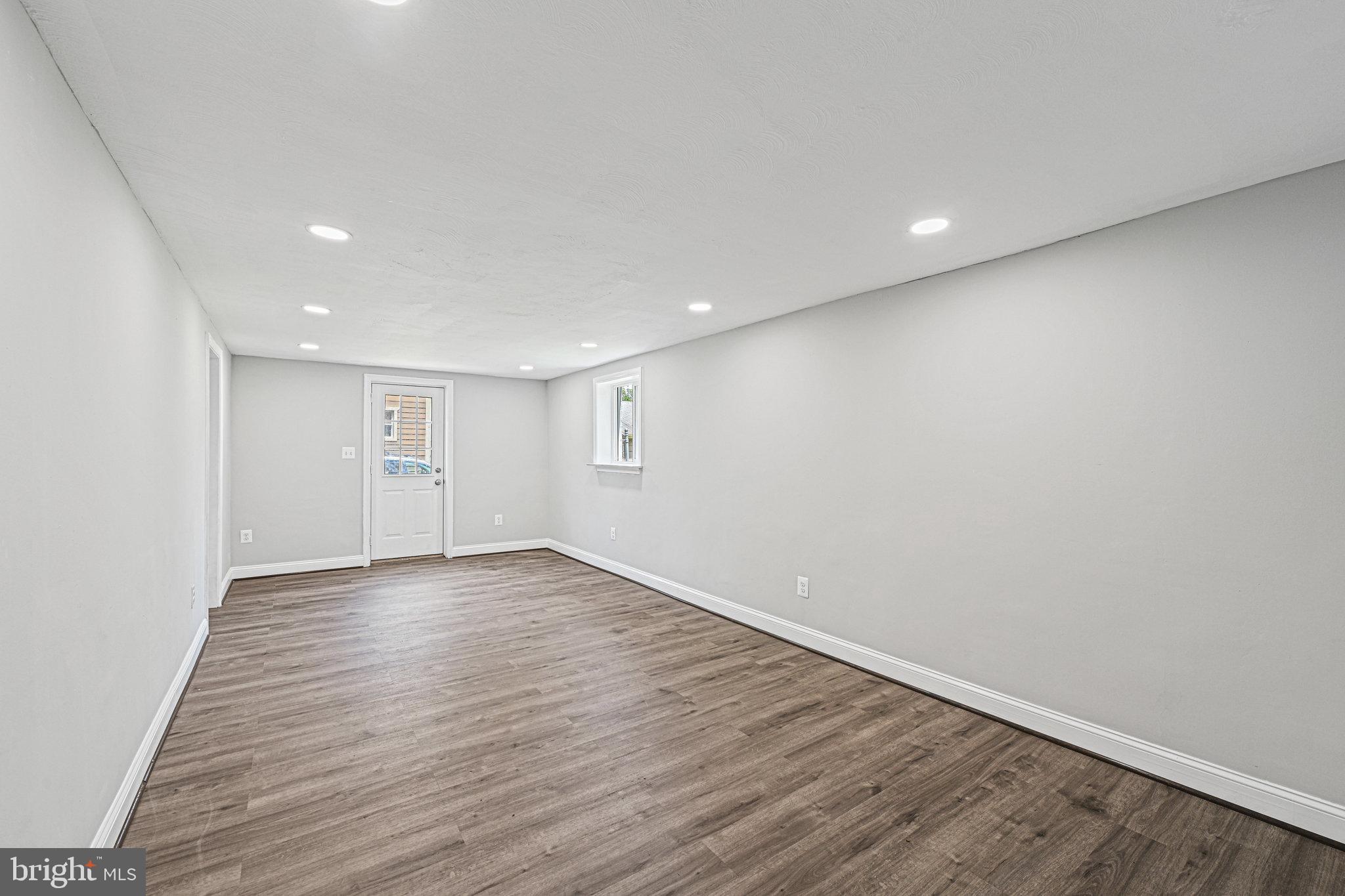 FAIRVIEW - Residential