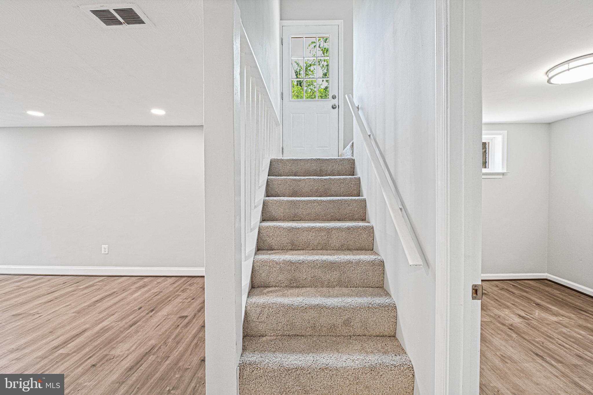 FAIRVIEW - Residential