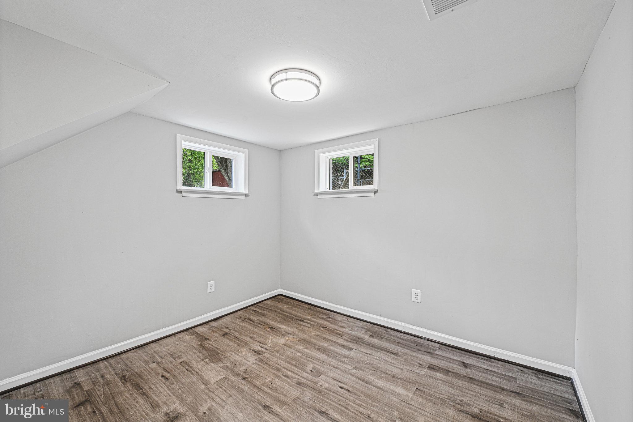 FAIRVIEW - Residential