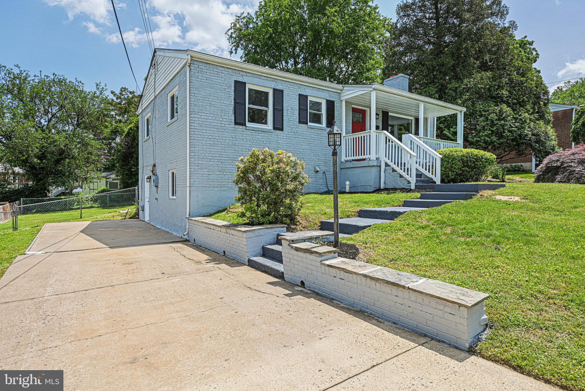 FAIRVIEW - Residential