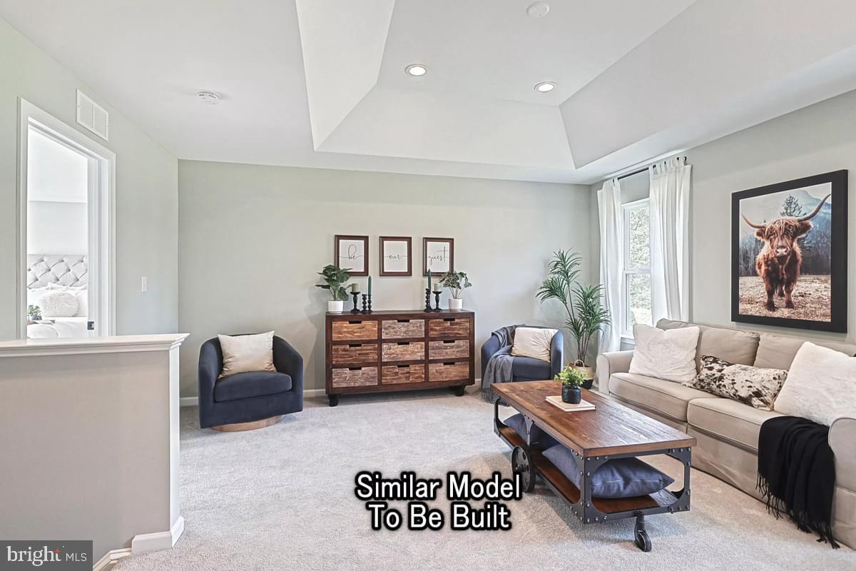 HICKORY POINTE - Residential