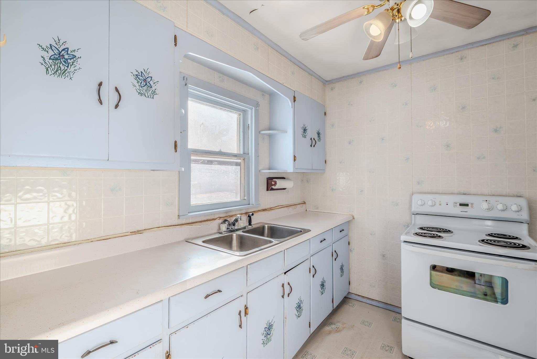 DAWSON & WHARTON - Residential