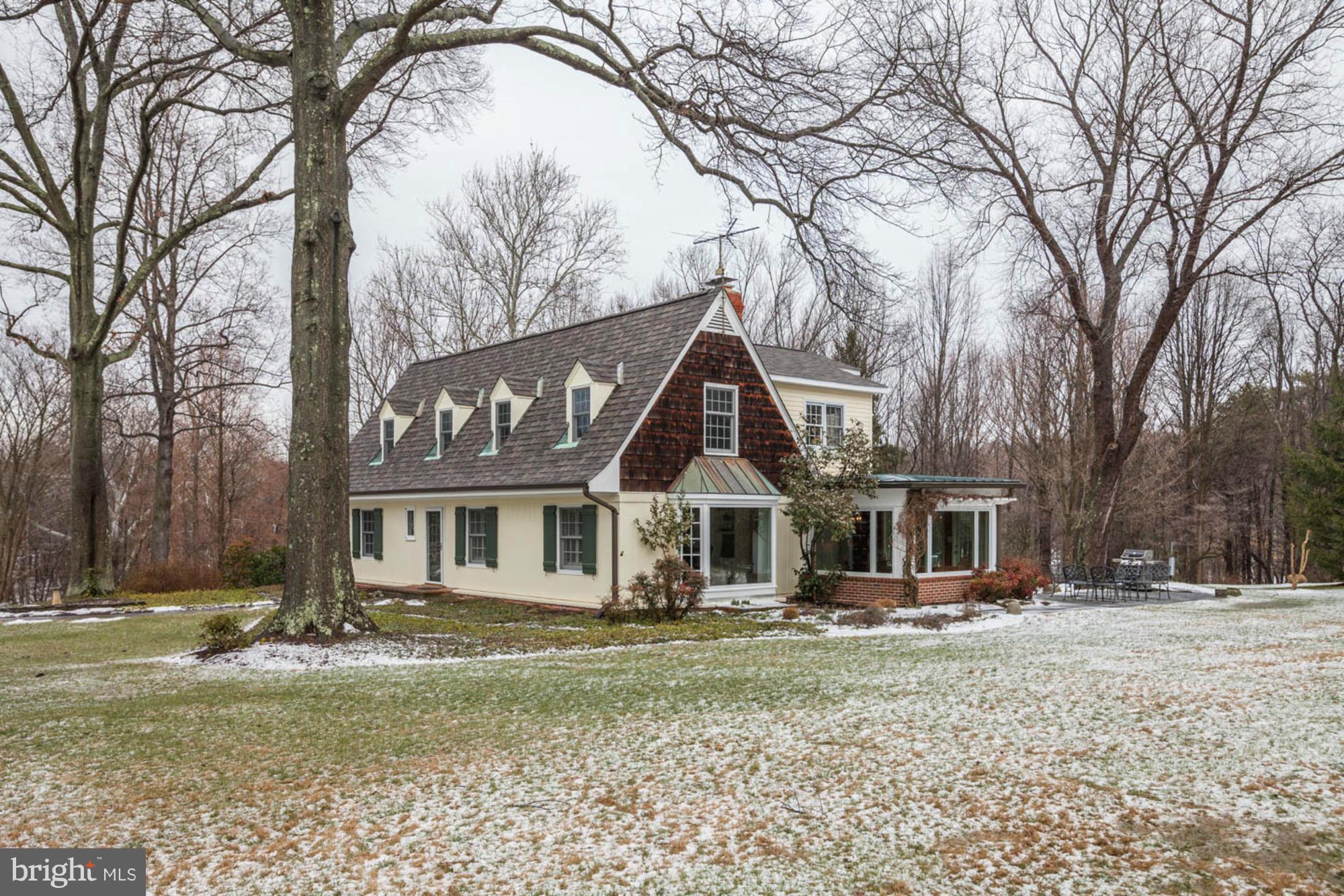 GLEN HILLS - Residential