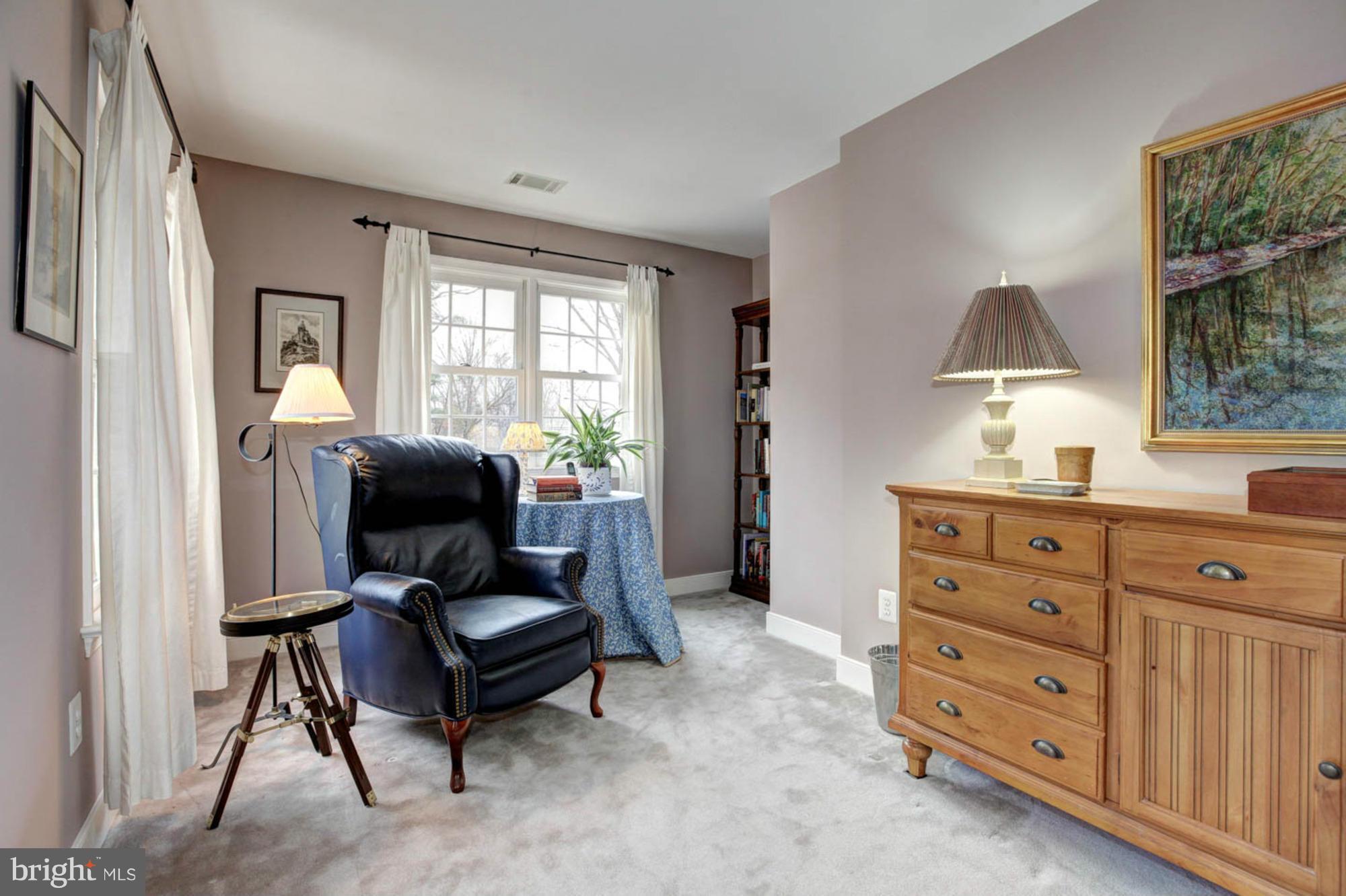 GLEN HILLS - Residential