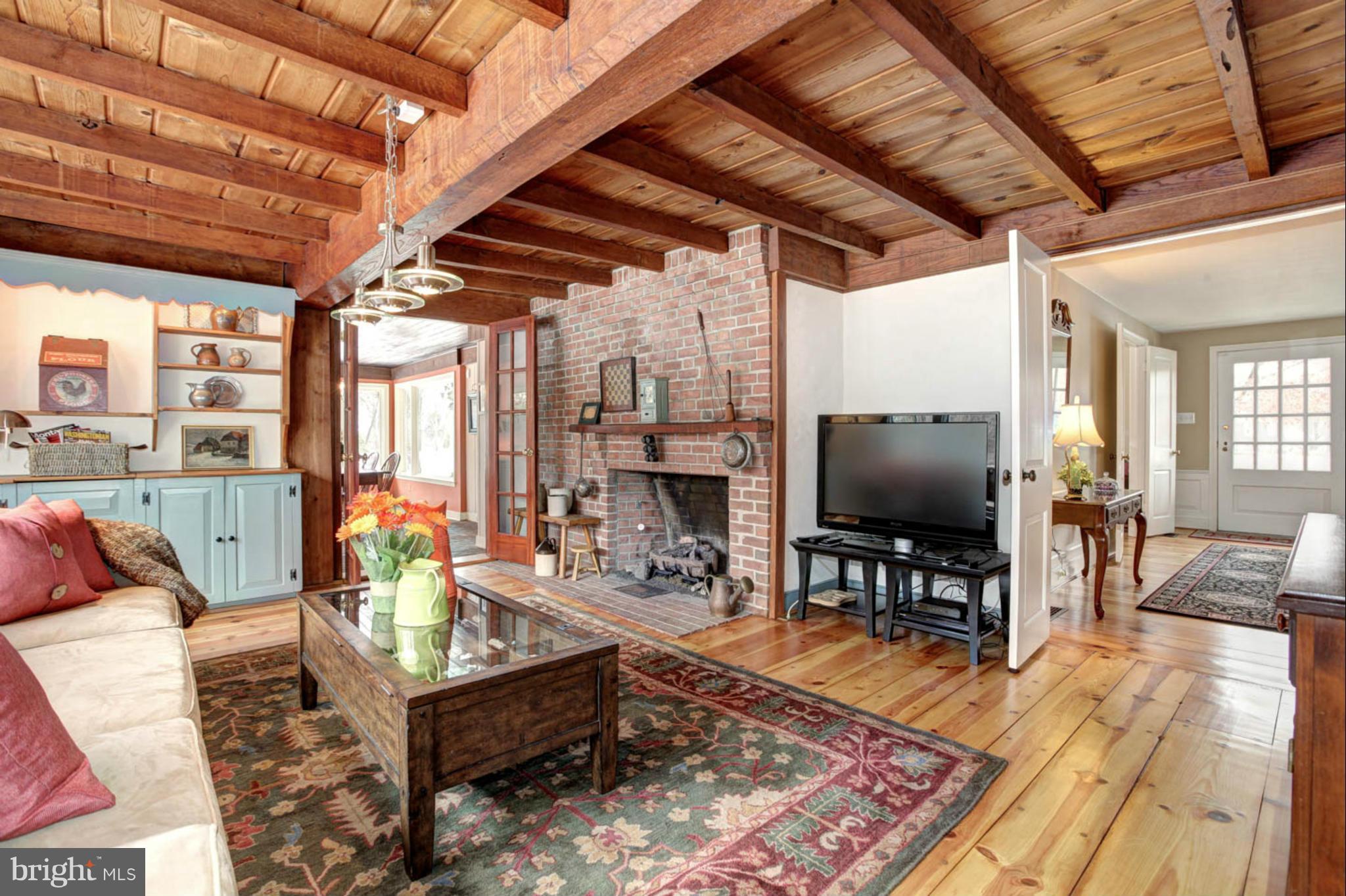 GLEN HILLS - Residential