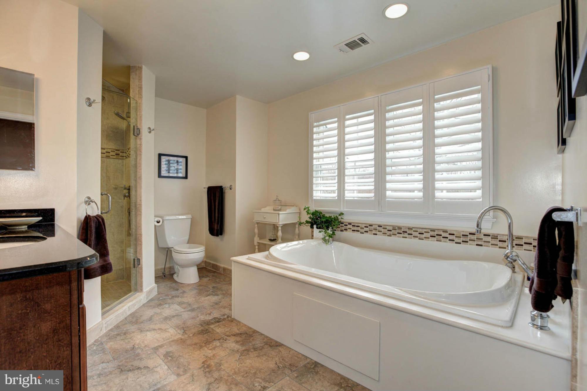 GLEN HILLS - Residential