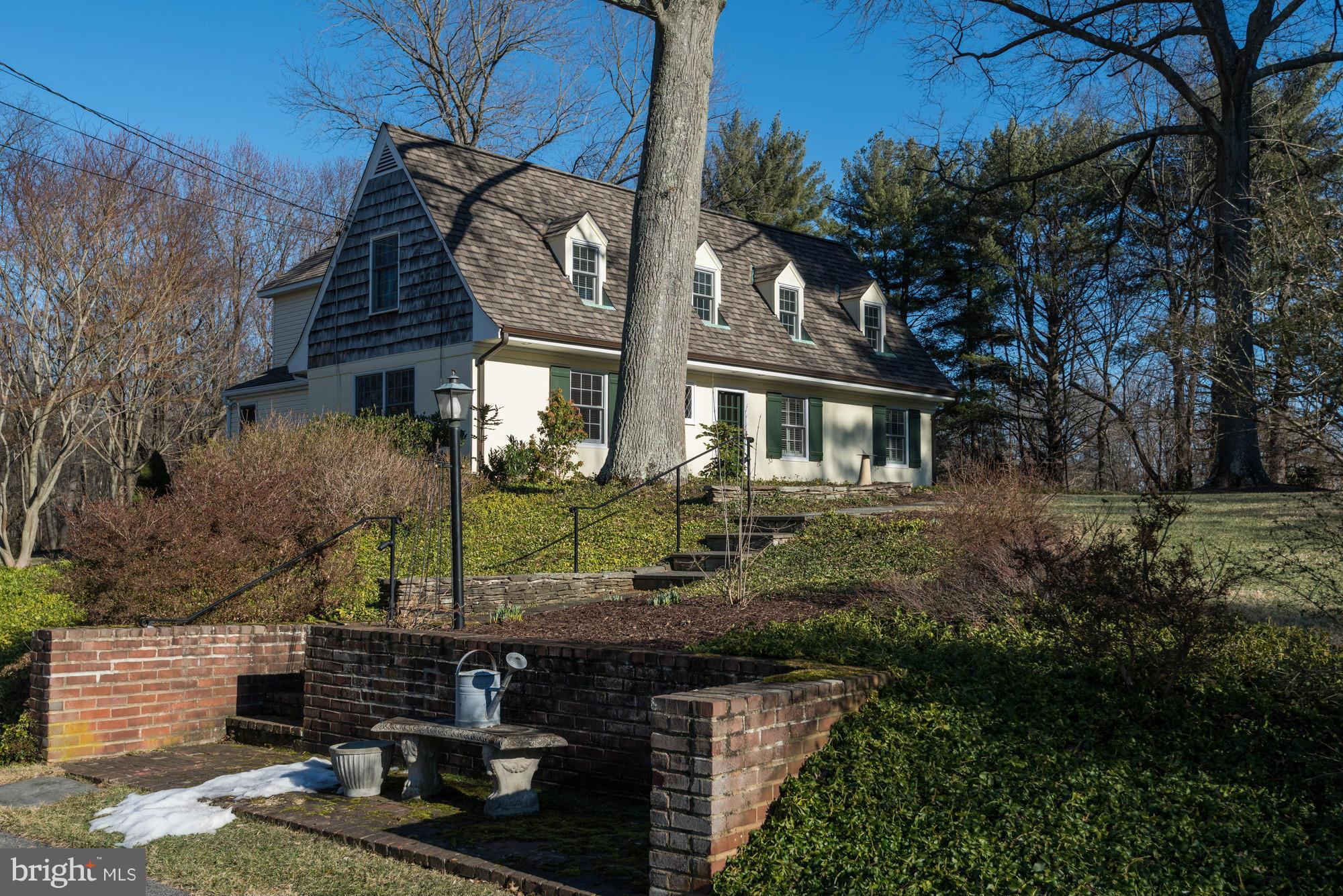 GLEN HILLS - Residential