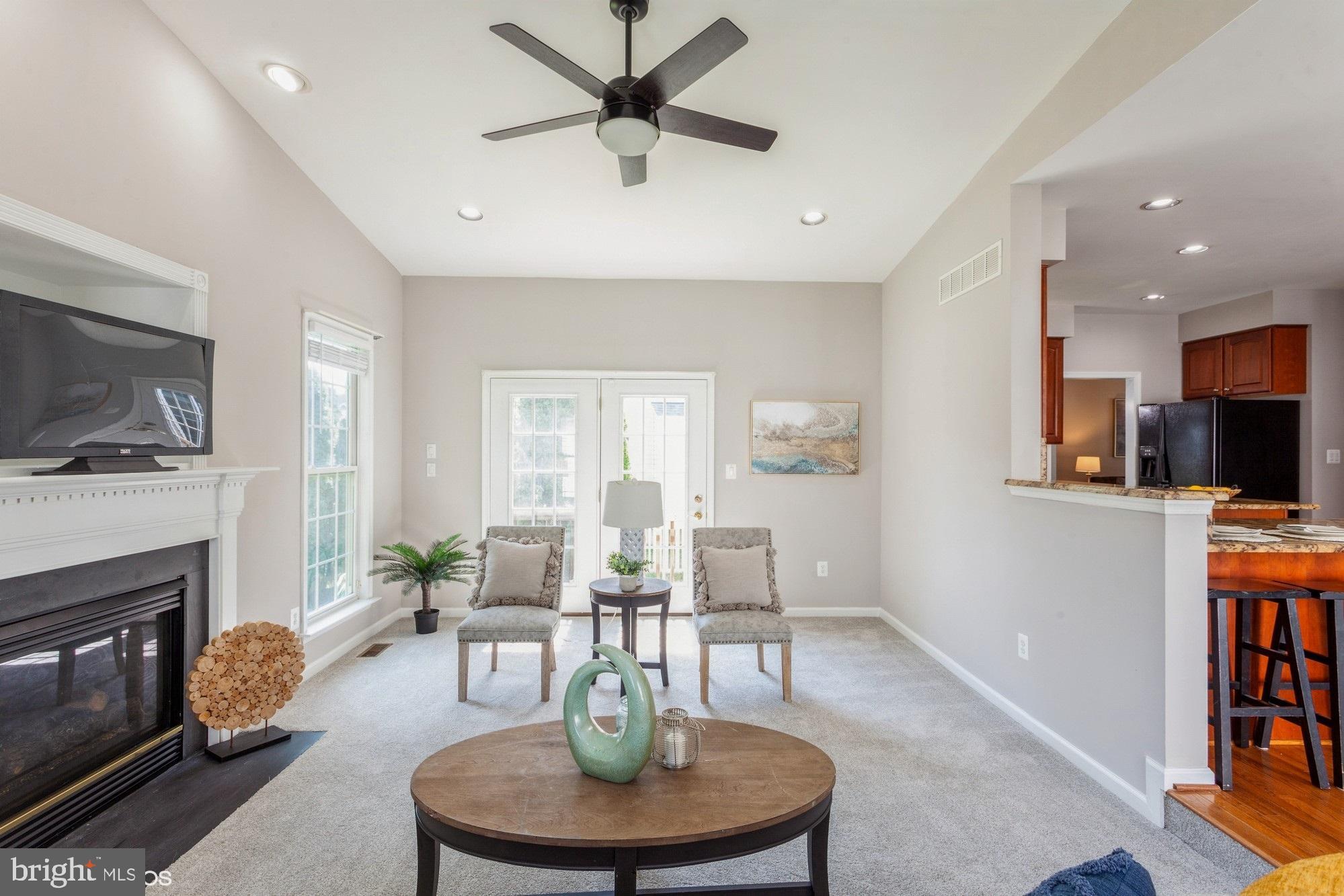 SEVEN TRAILS - Residential