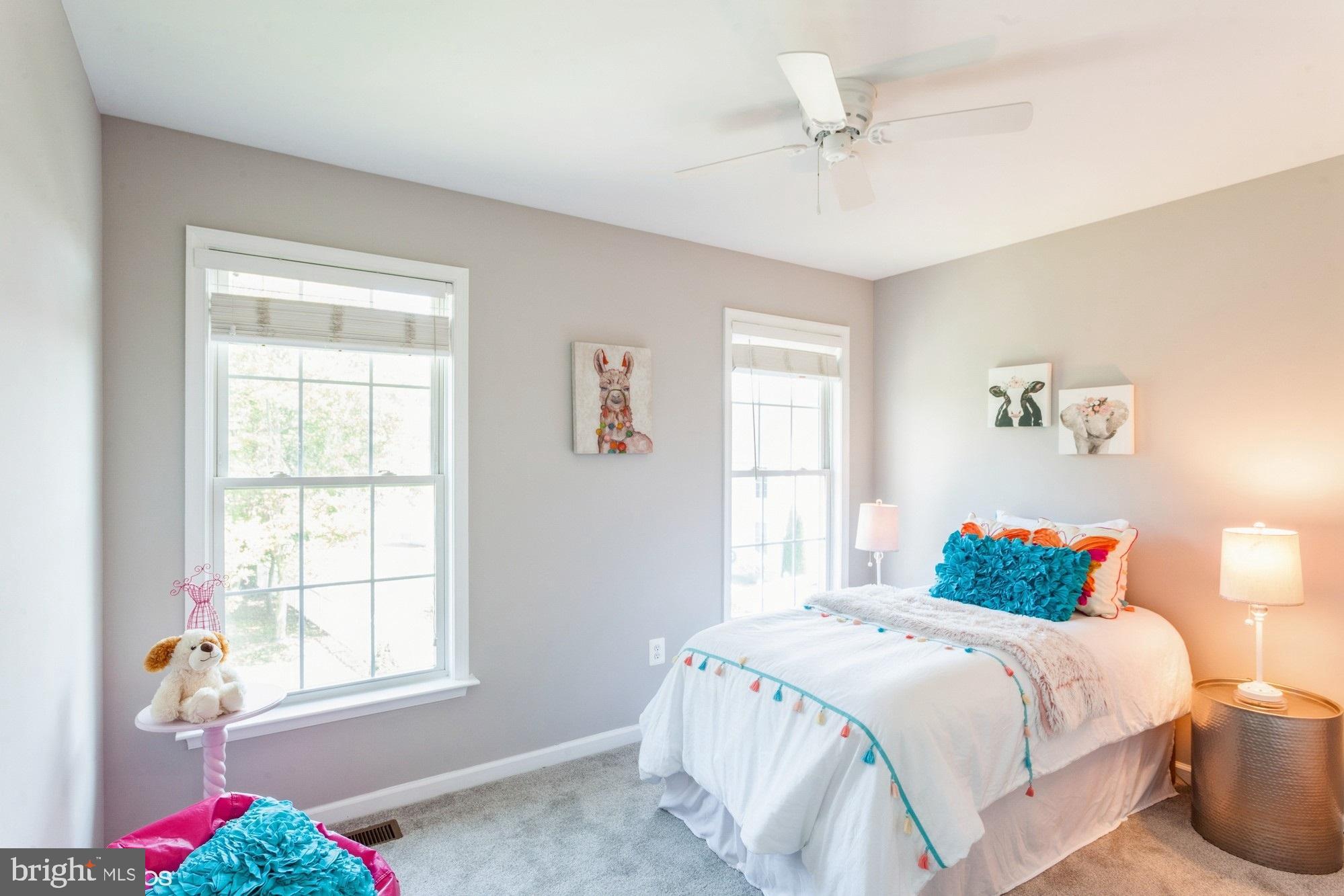 SEVEN TRAILS - Residential