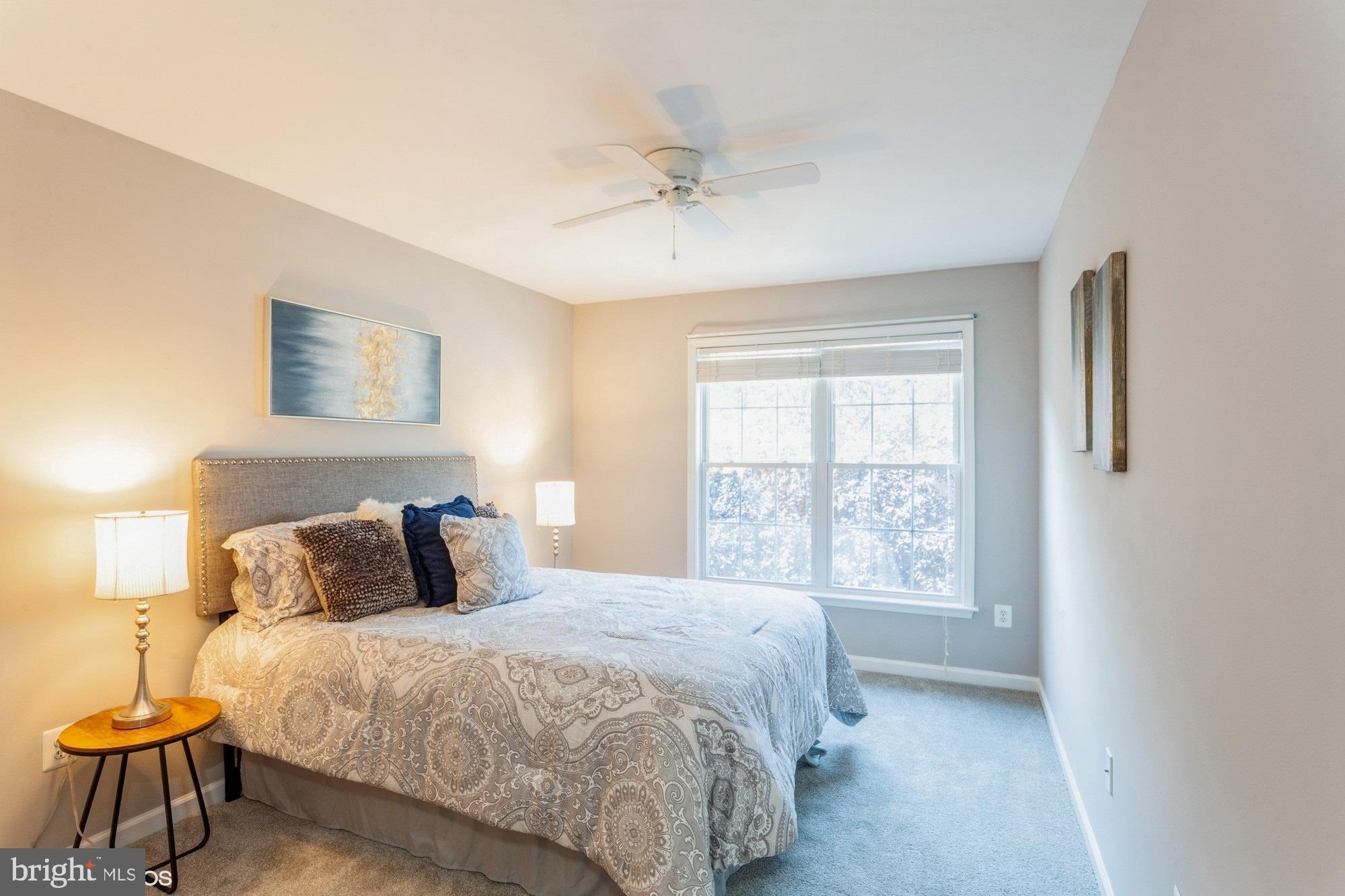 SEVEN TRAILS - Residential